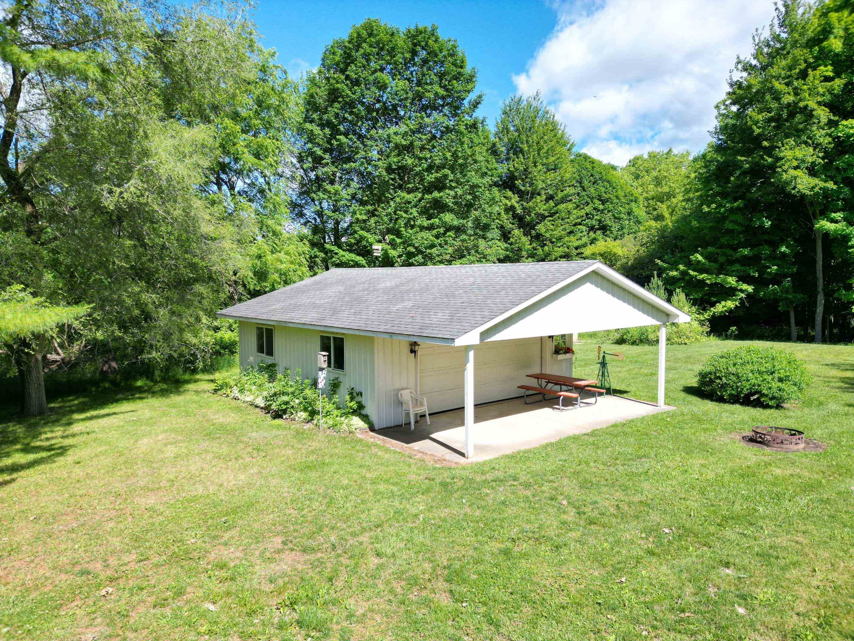 7099 N Henderson Road, Davison, MI 48420 — Photo 40