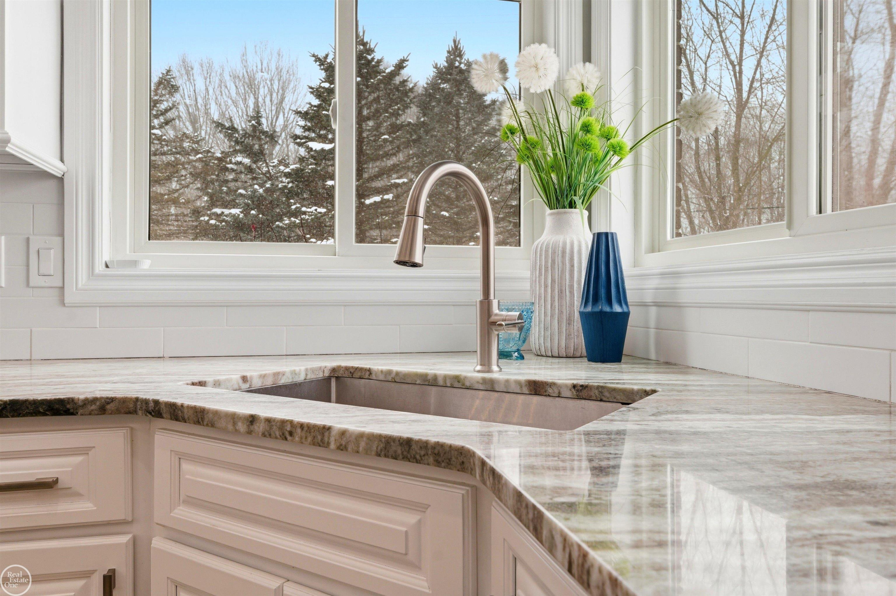 6024 HARBOR Court, MI — Photo 18