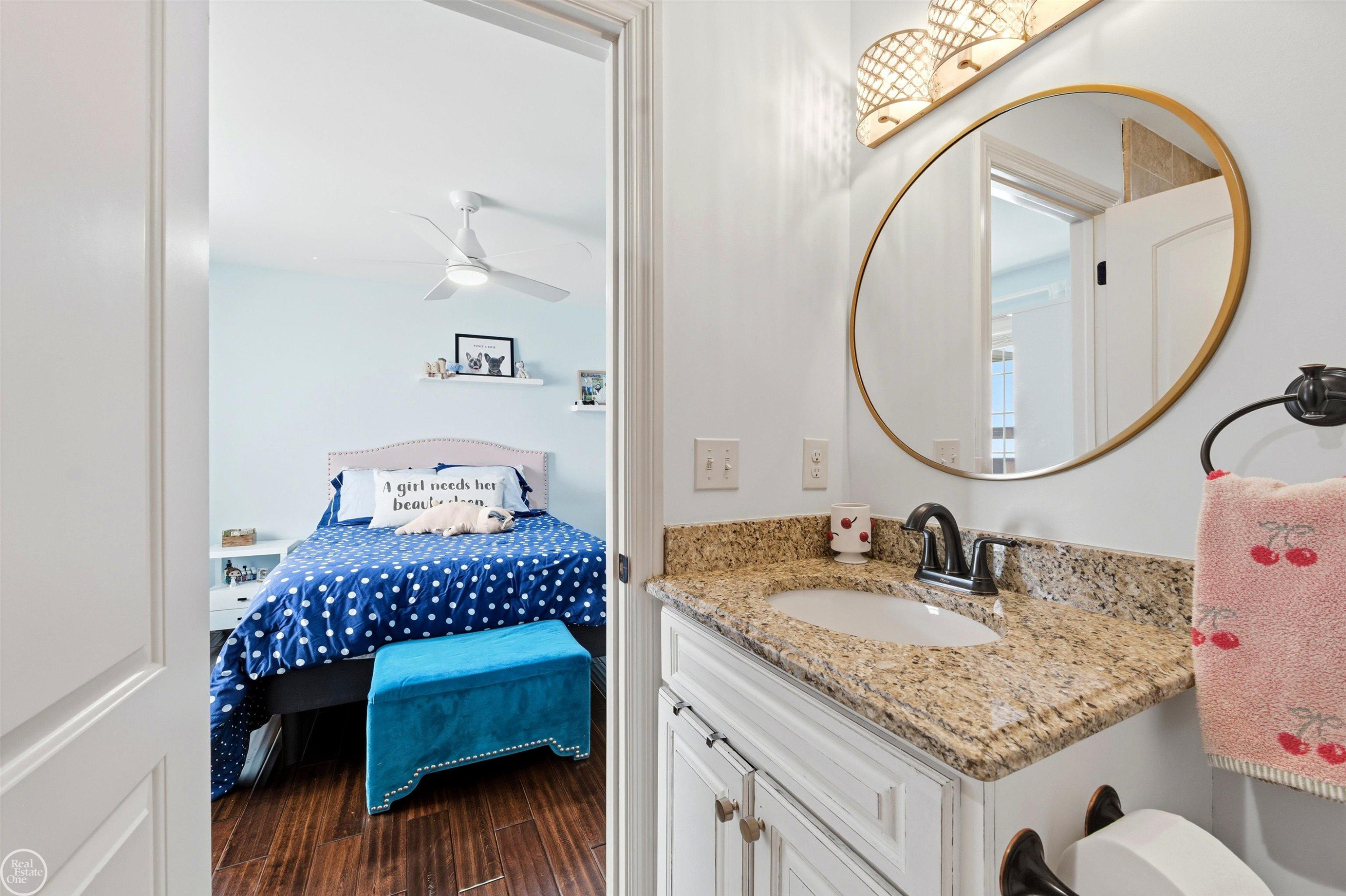 6024 HARBOR Court, MI — Photo 44