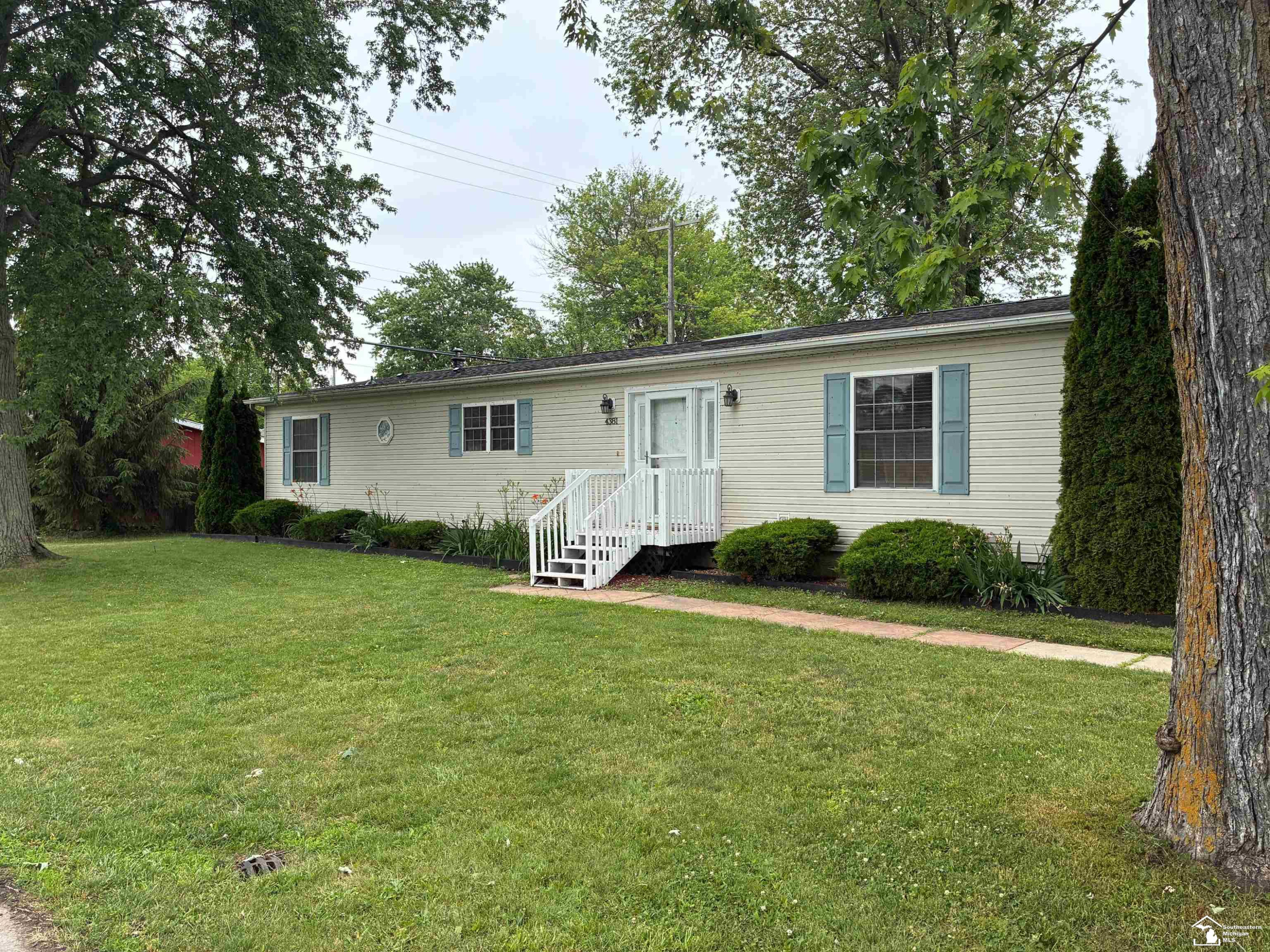 4381 Second Street, Newport, MI 48166