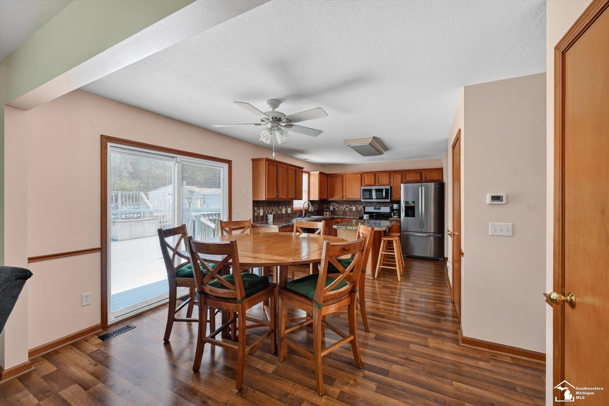 9078 Village Meadows Drive, Temperance, MI 48182 — Photo 10