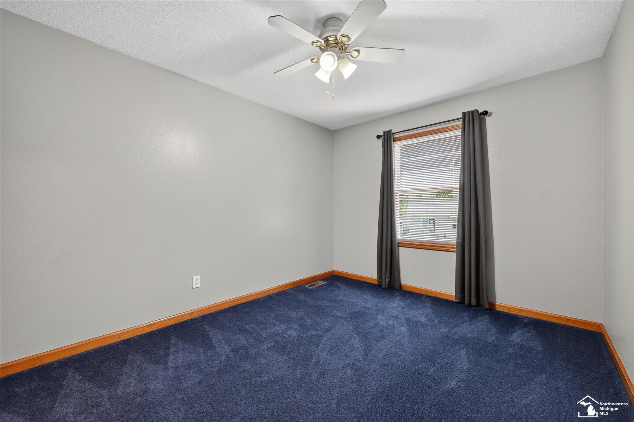 9078 Village Meadows Drive, Temperance, MI 48182 — Photo 23