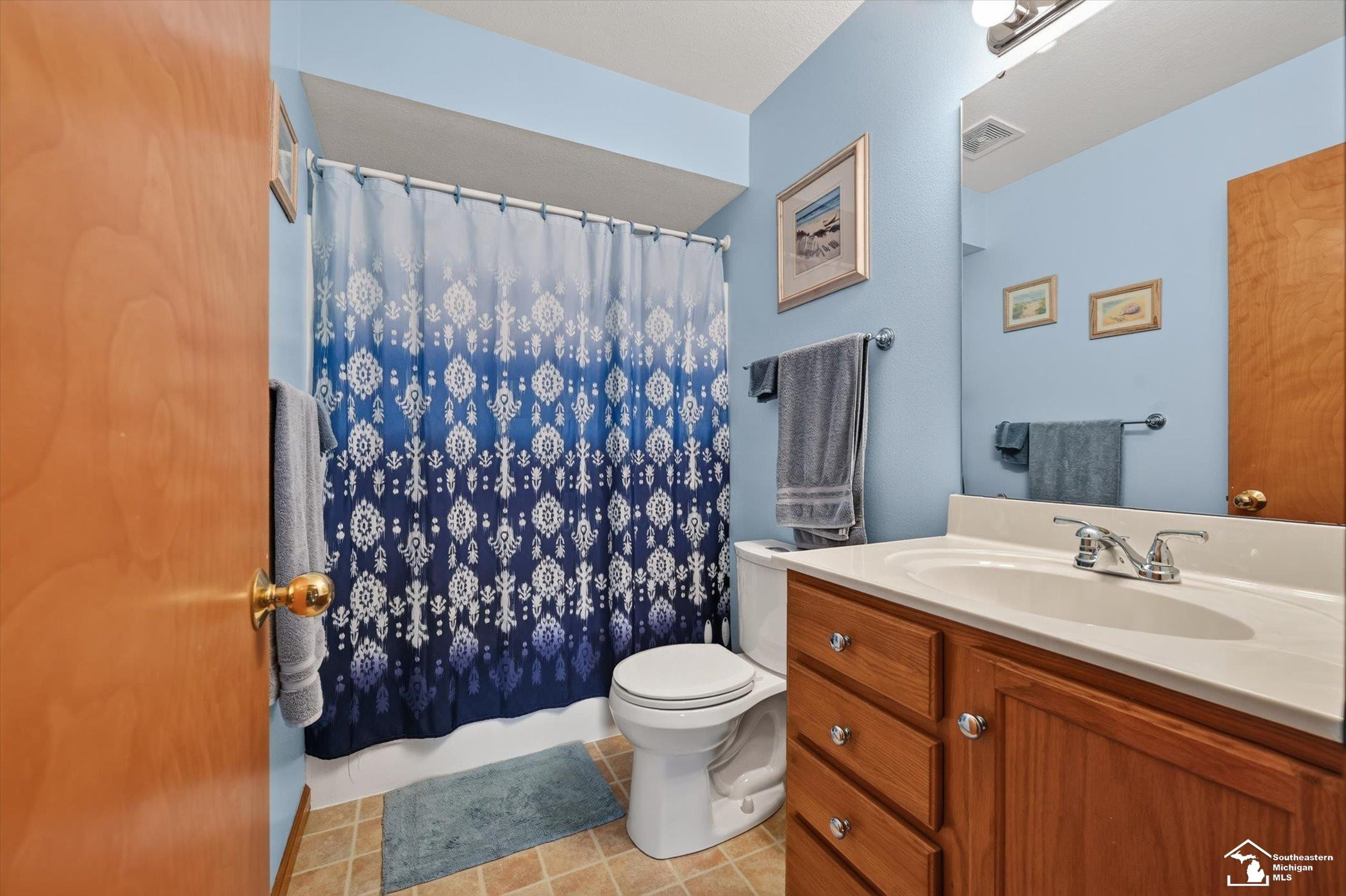 9078 Village Meadows Drive, Temperance, MI 48182 — Photo 28