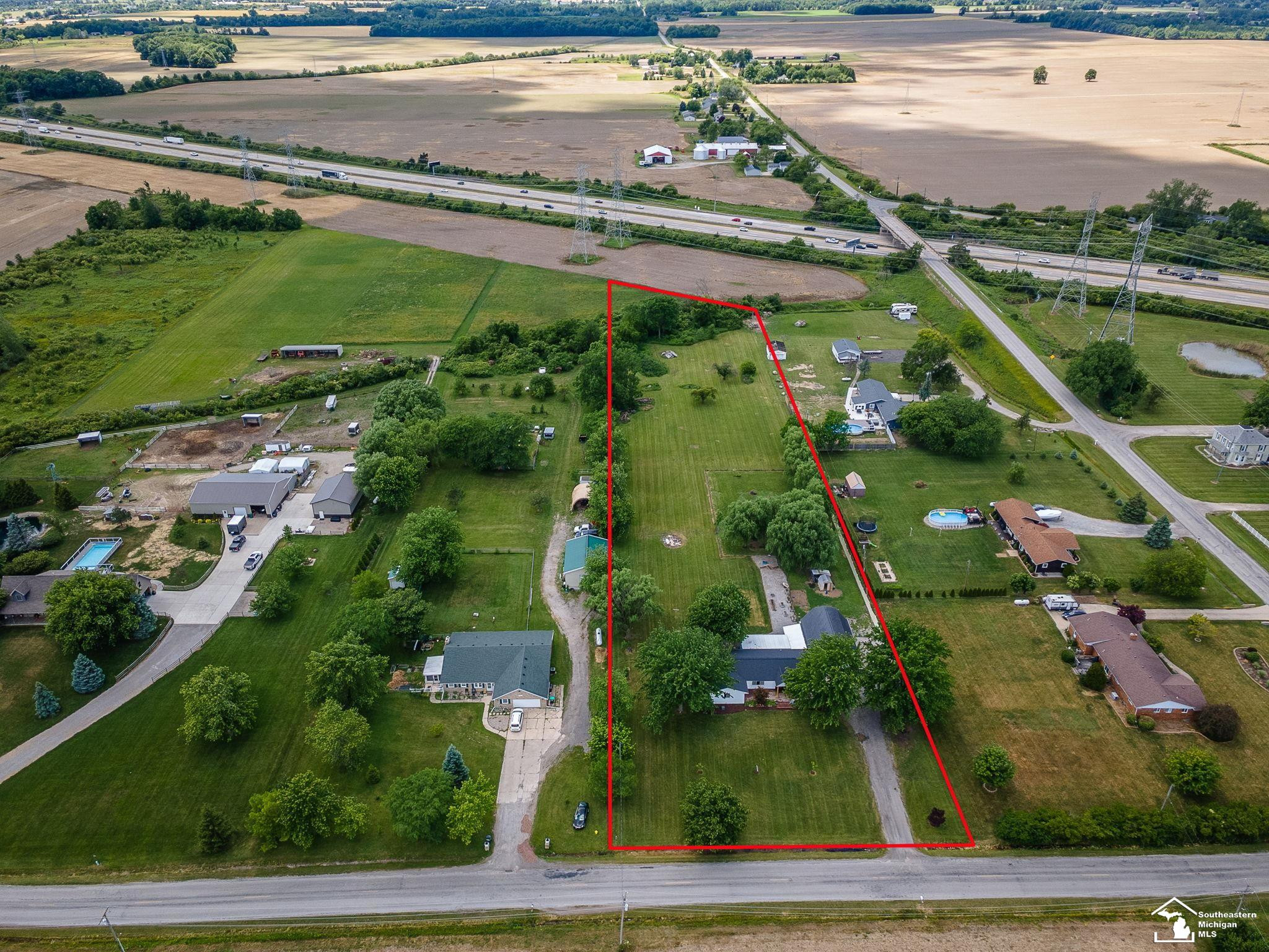 10937 Armstrong Road, MI — Photo 2