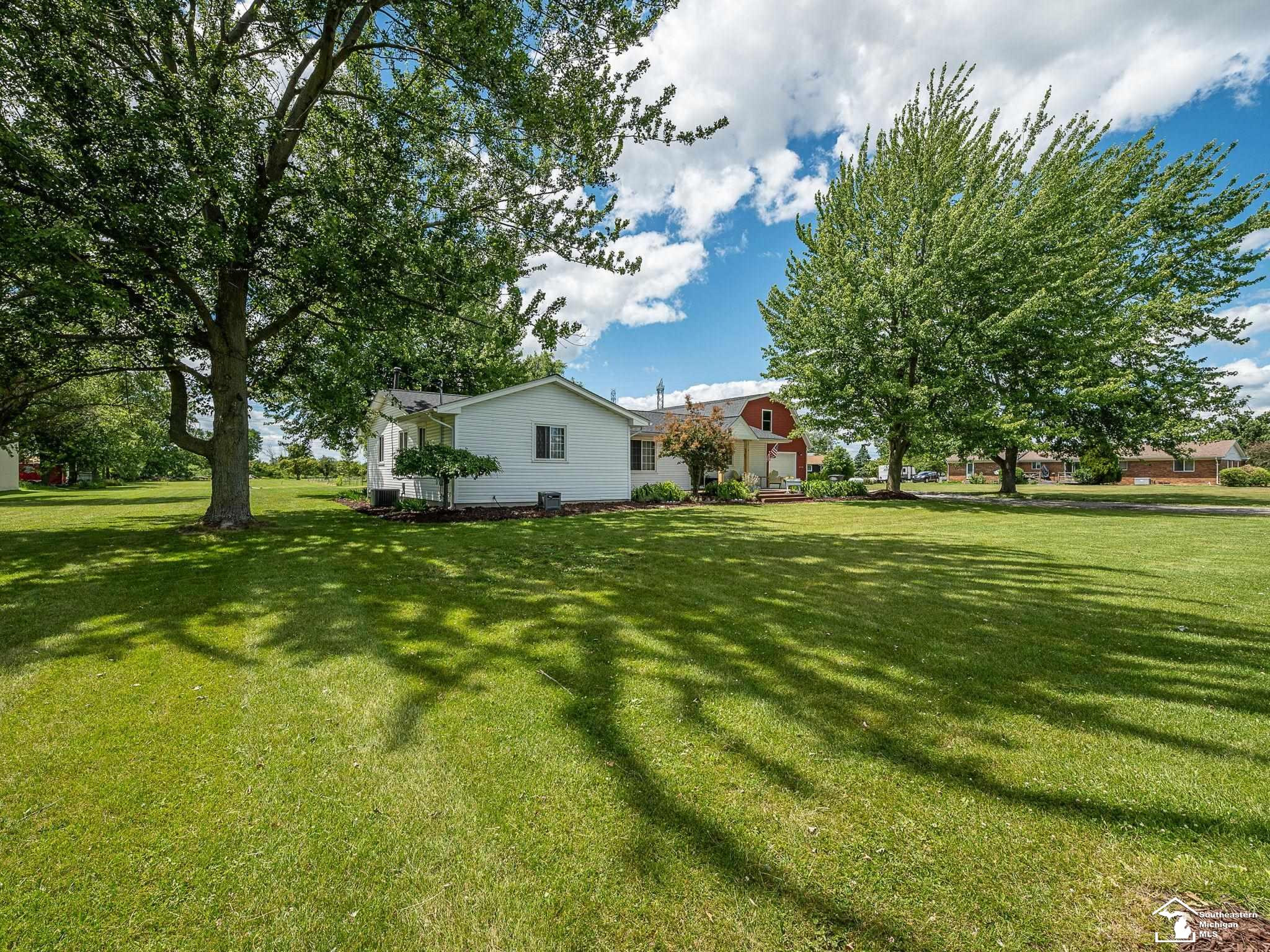 10937 Armstrong Road, MI — Photo 6