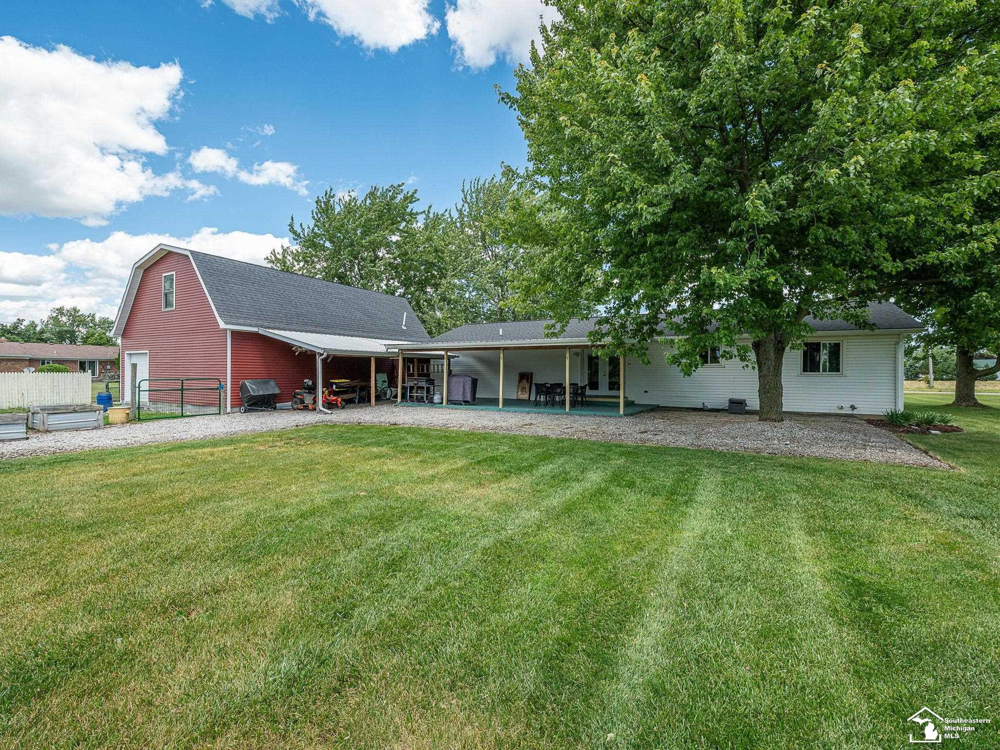 10937 Armstrong Road, MI — Photo 7
