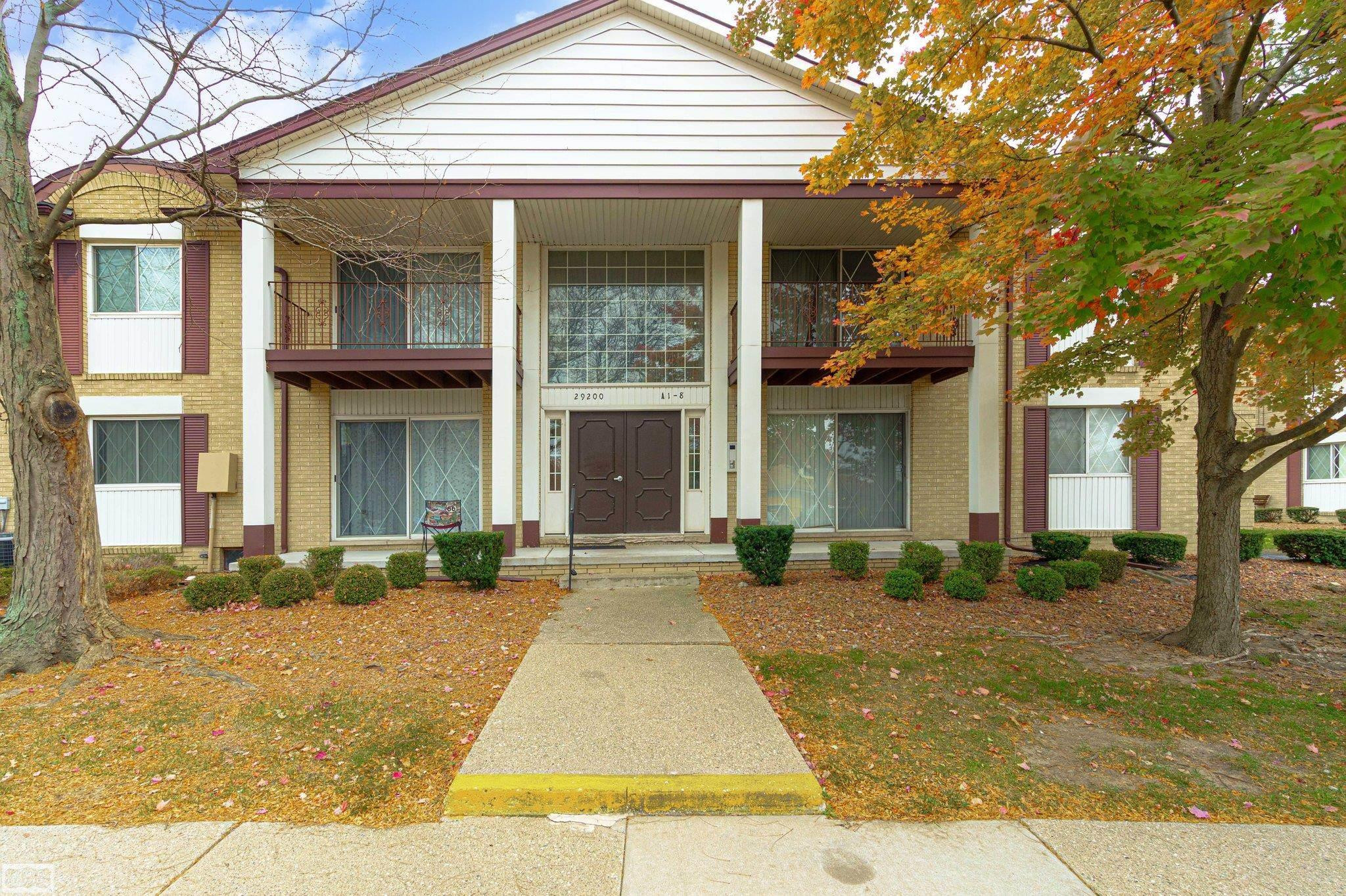29200 Gloede Street, #135, Warren, MI 48088