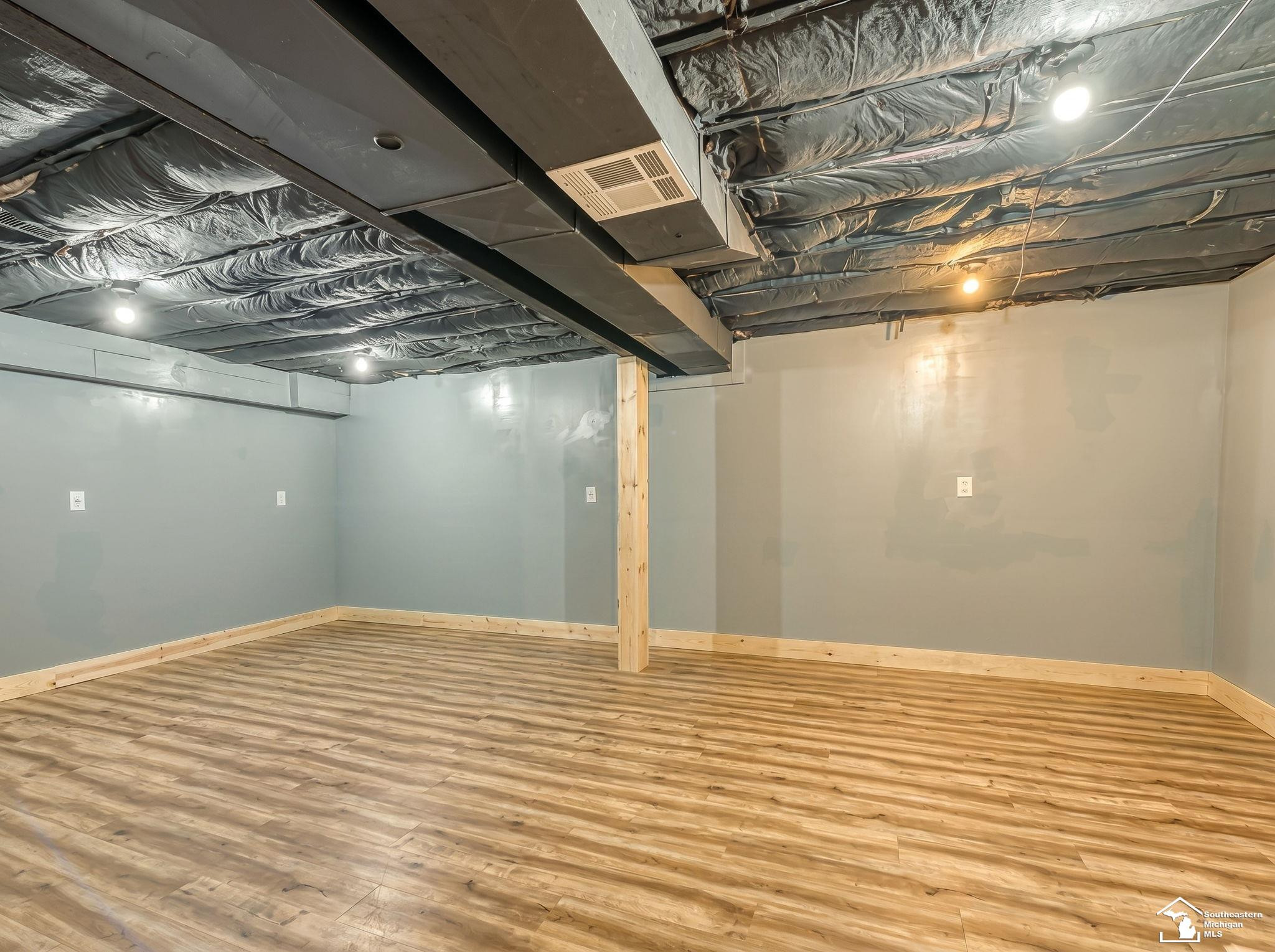 10937 Armstrong Road, MI — Photo 31