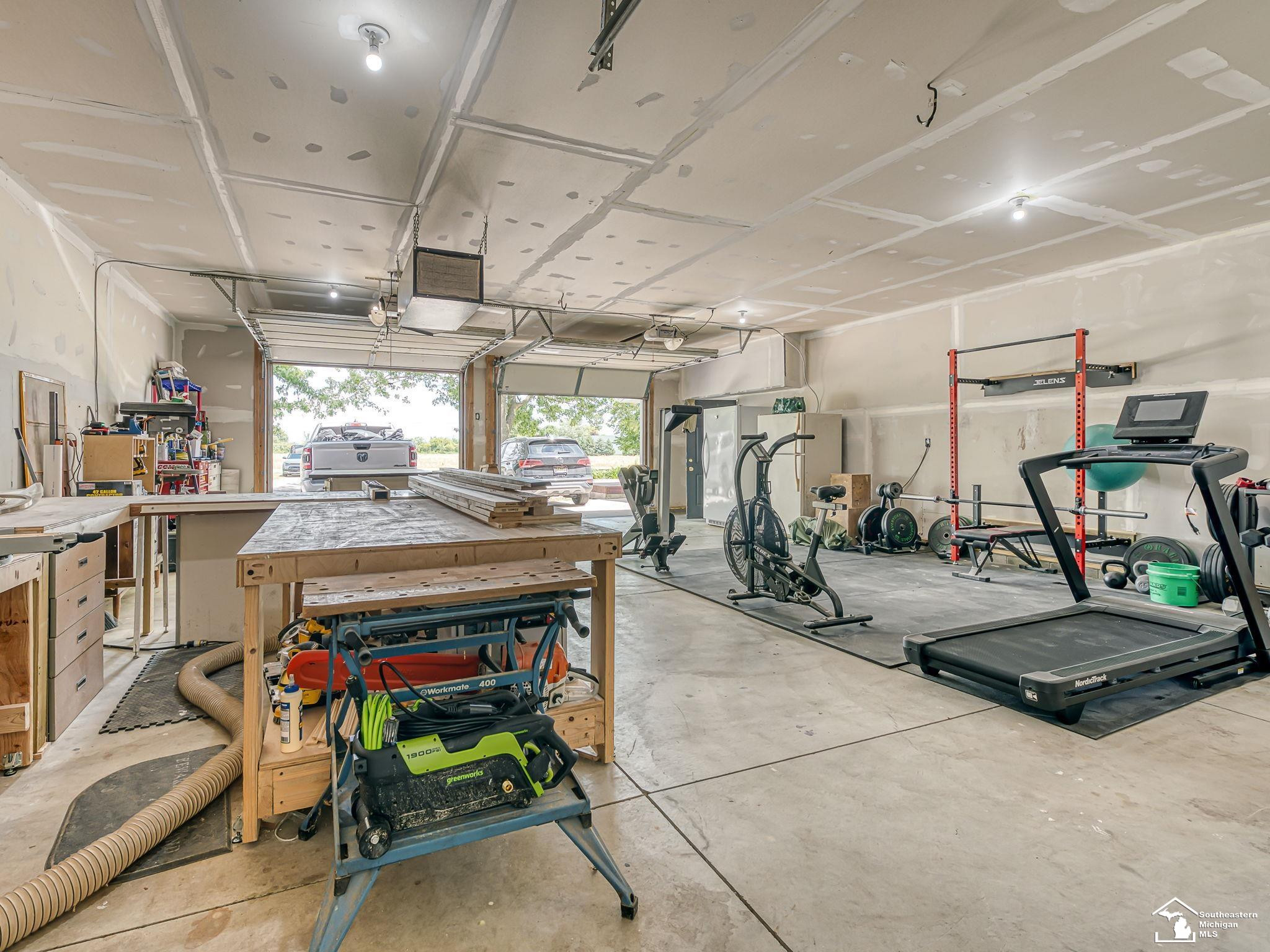 10937 Armstrong Road, MI — Photo 32