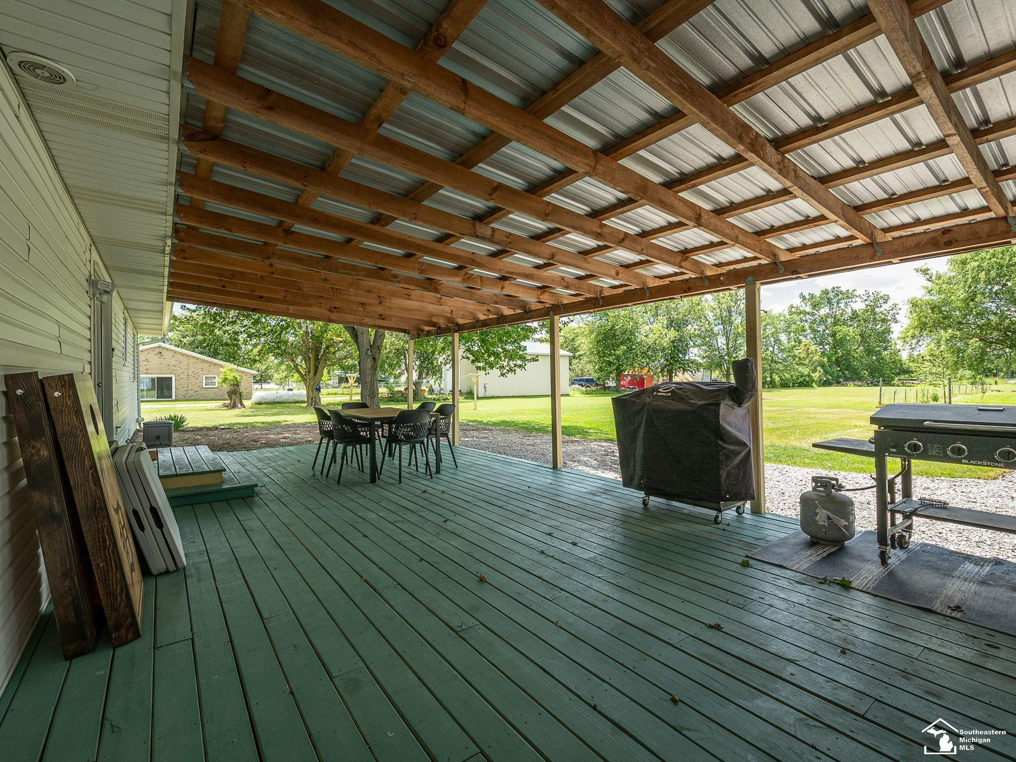 10937 Armstrong Road, MI — Photo 37