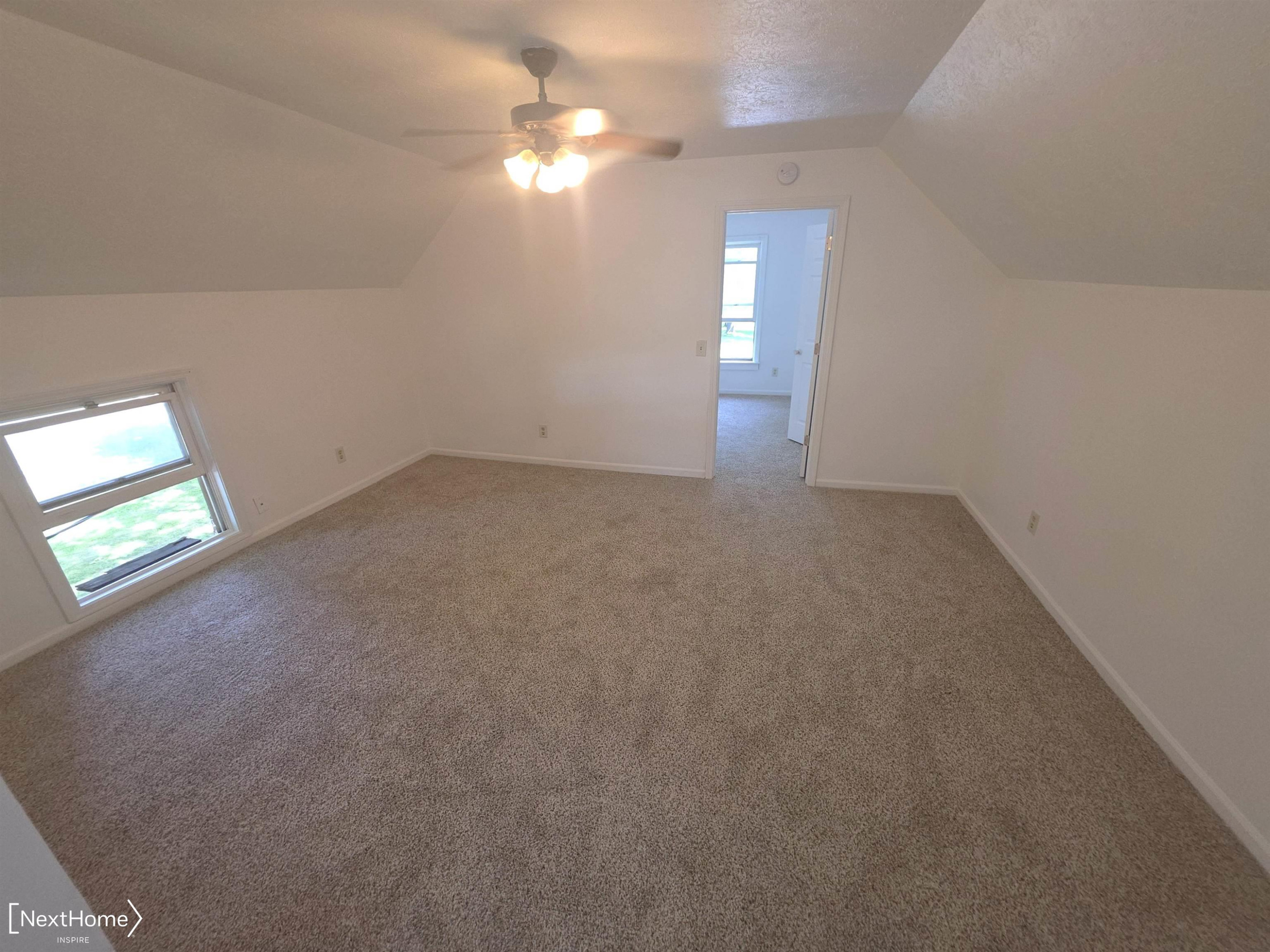 988 Corunna Avenue, Owosso, MI 48867 — Photo 9