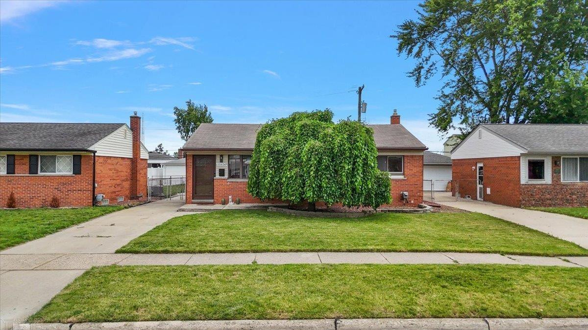 15650 Flanagan Street, Roseville, MI 48066 — Photo 2
