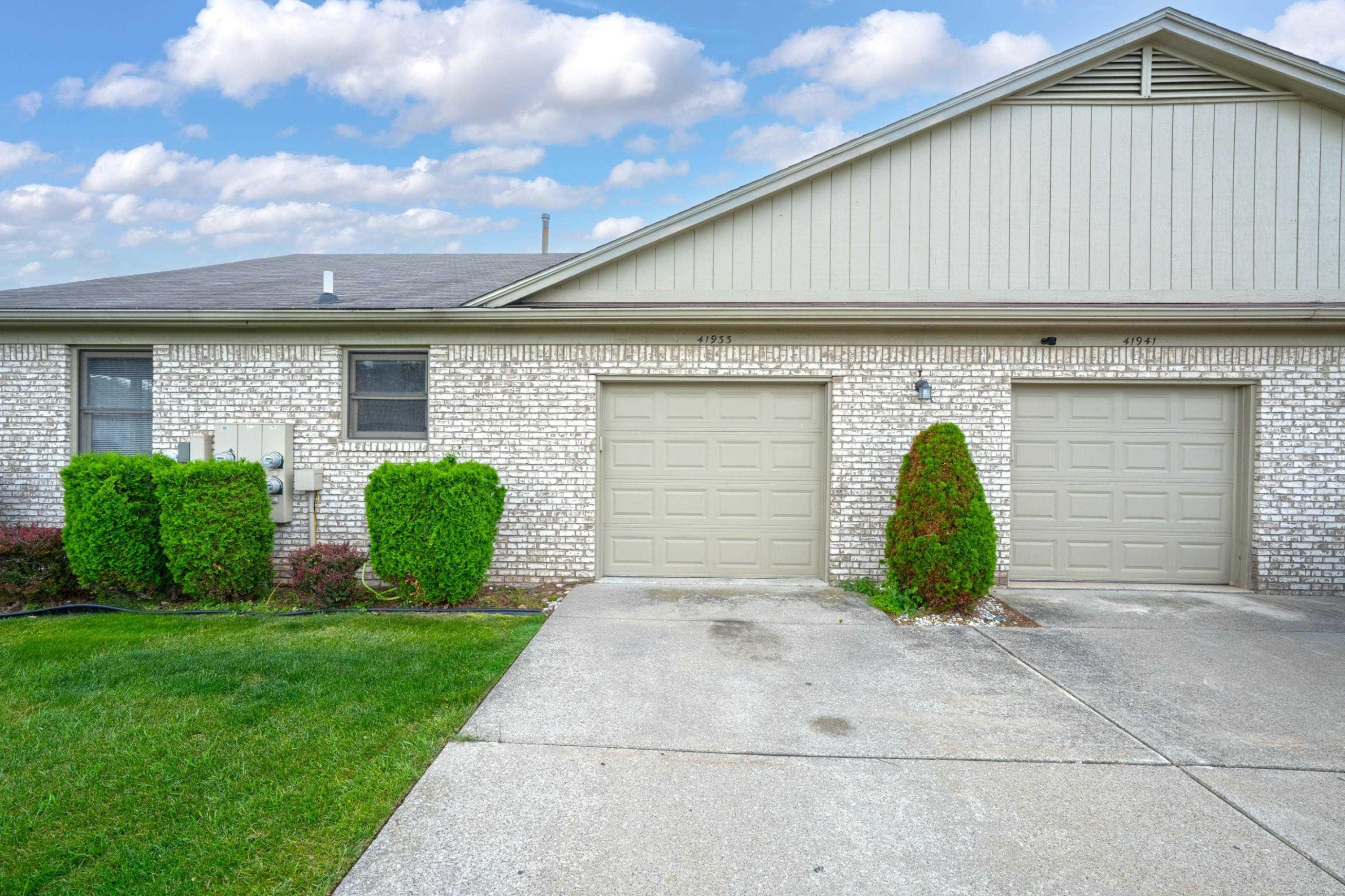 41933 King Edward Court, Clinton Twp, MI 48038 — Photo 4