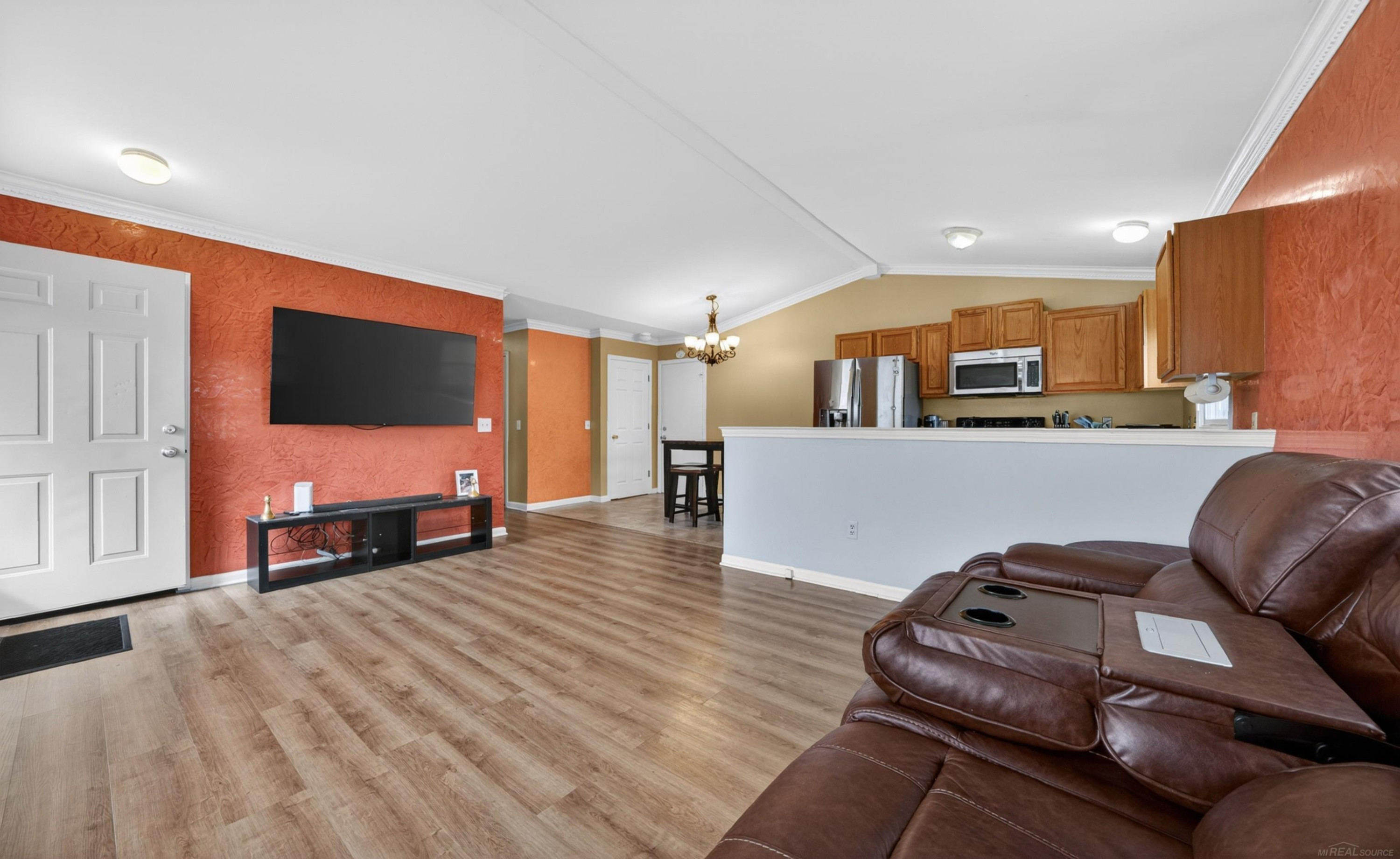 41933 King Edward Court, Clinton Twp, MI 48038 — Photo 9