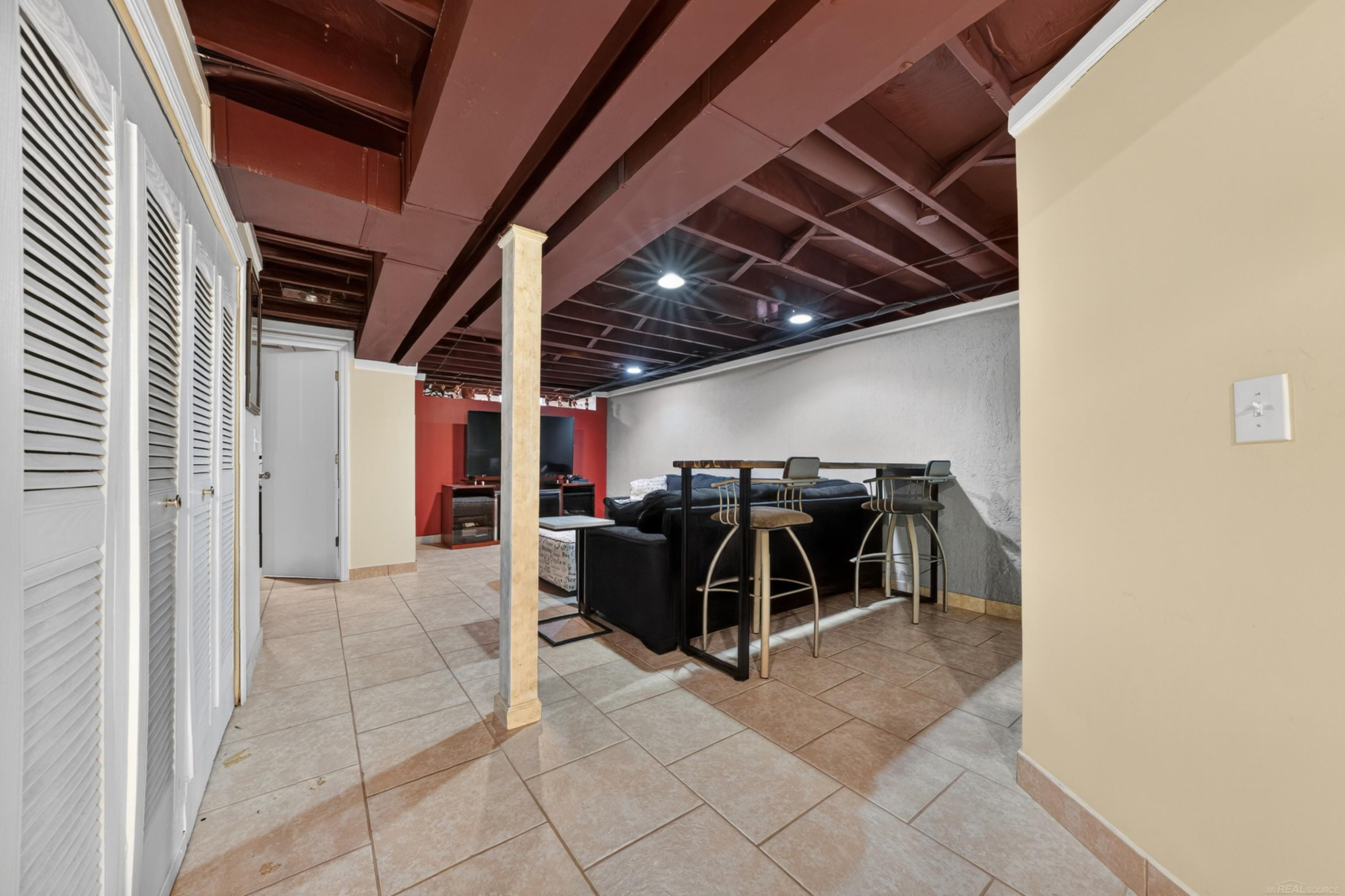 41933 King Edward Court, Clinton Twp, MI 48038 — Photo 22