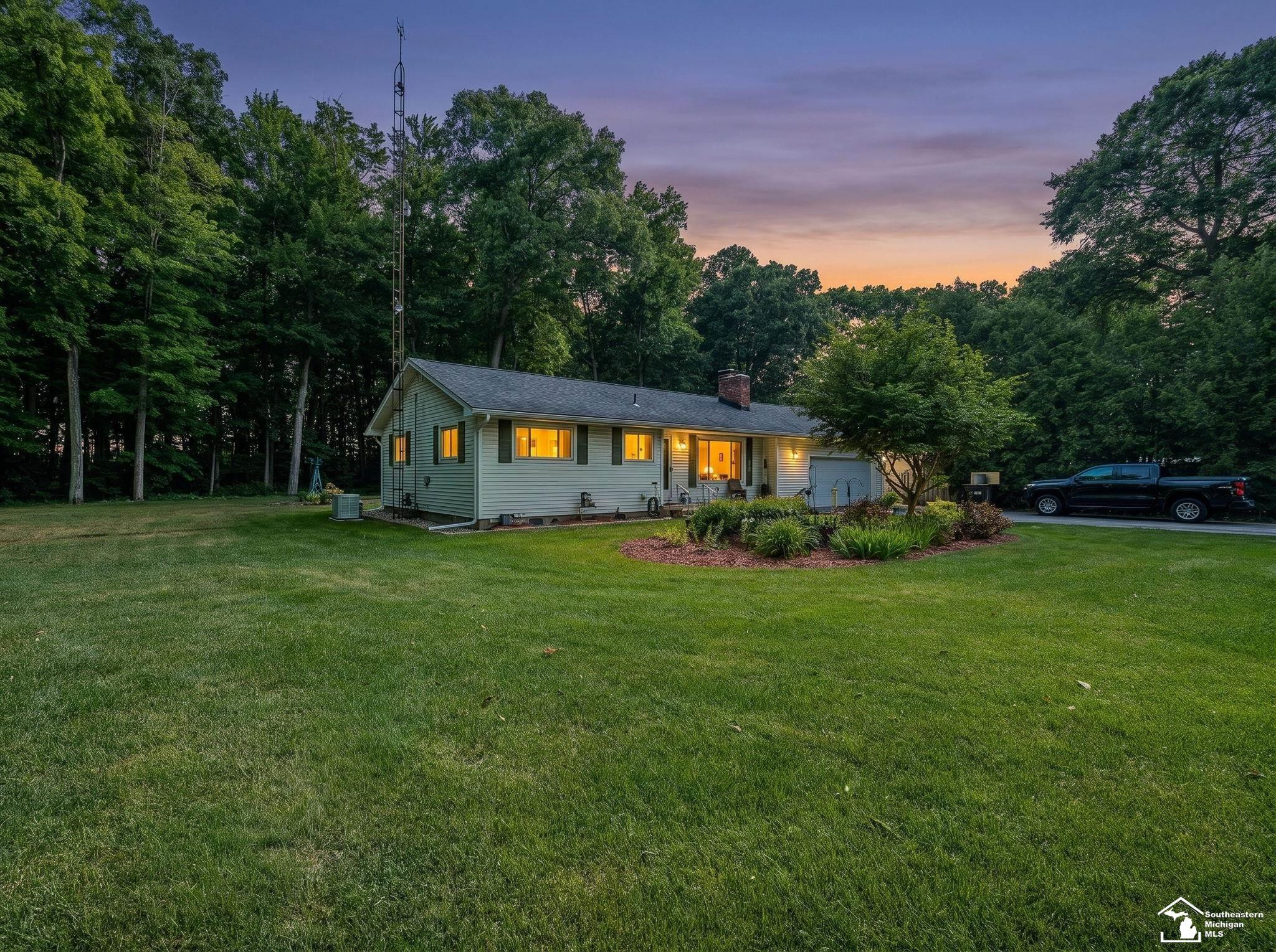 4496 School Road, Temperance, MI 48182 — Photo 2