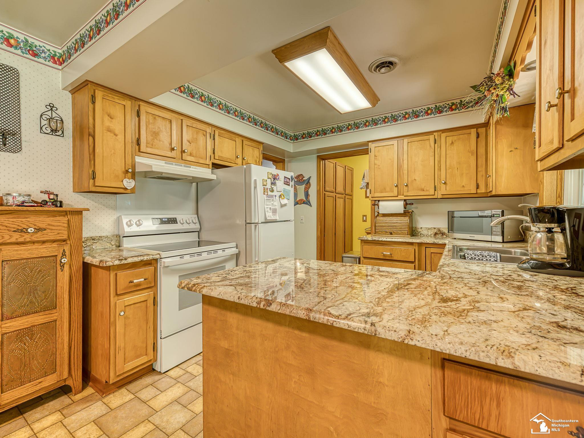 4496 School Road, Temperance, MI 48182 — Photo 8
