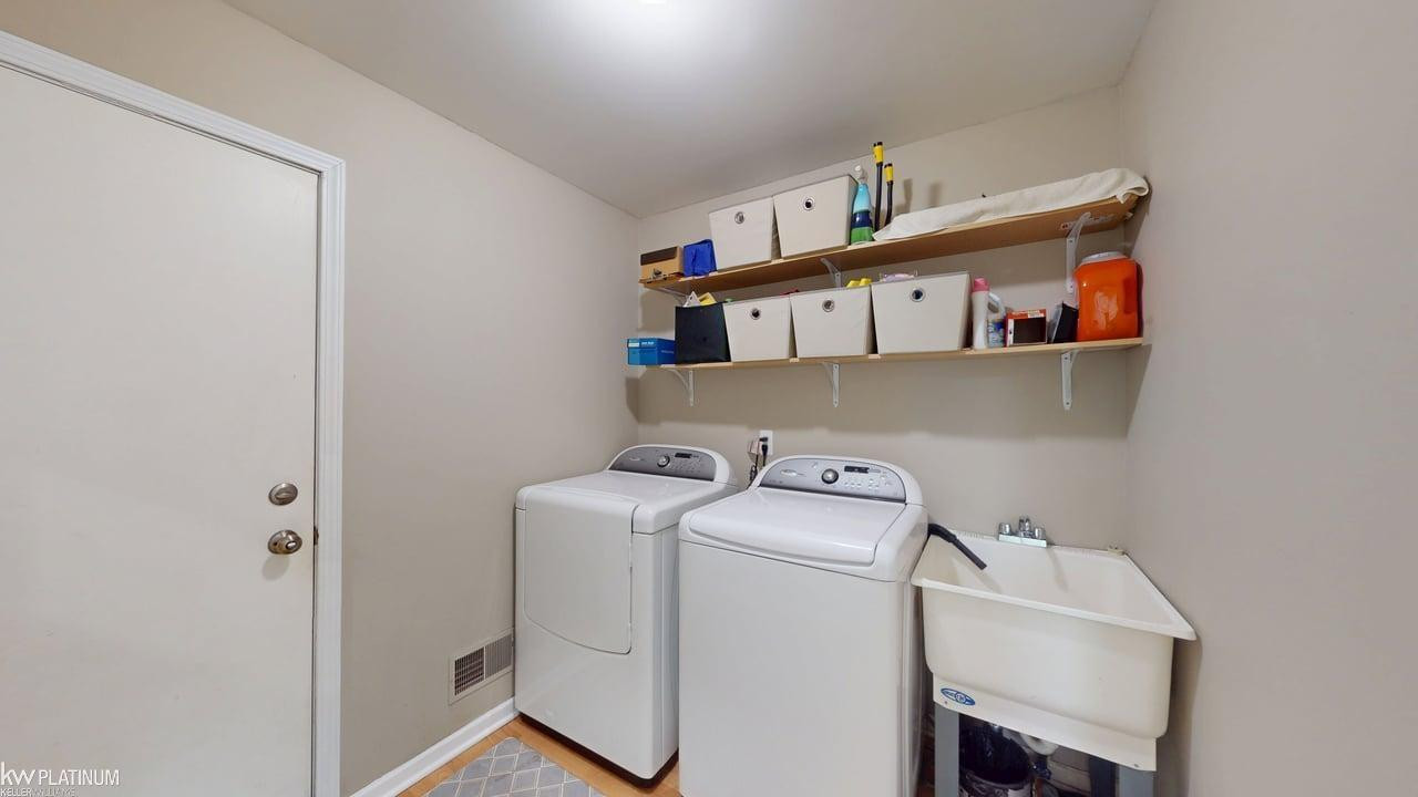 53135 Cripple Creek Drive, MI 48047 — Photo 24