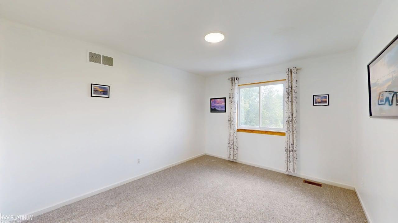 53135 Cripple Creek Drive, MI 48047 — Photo 29