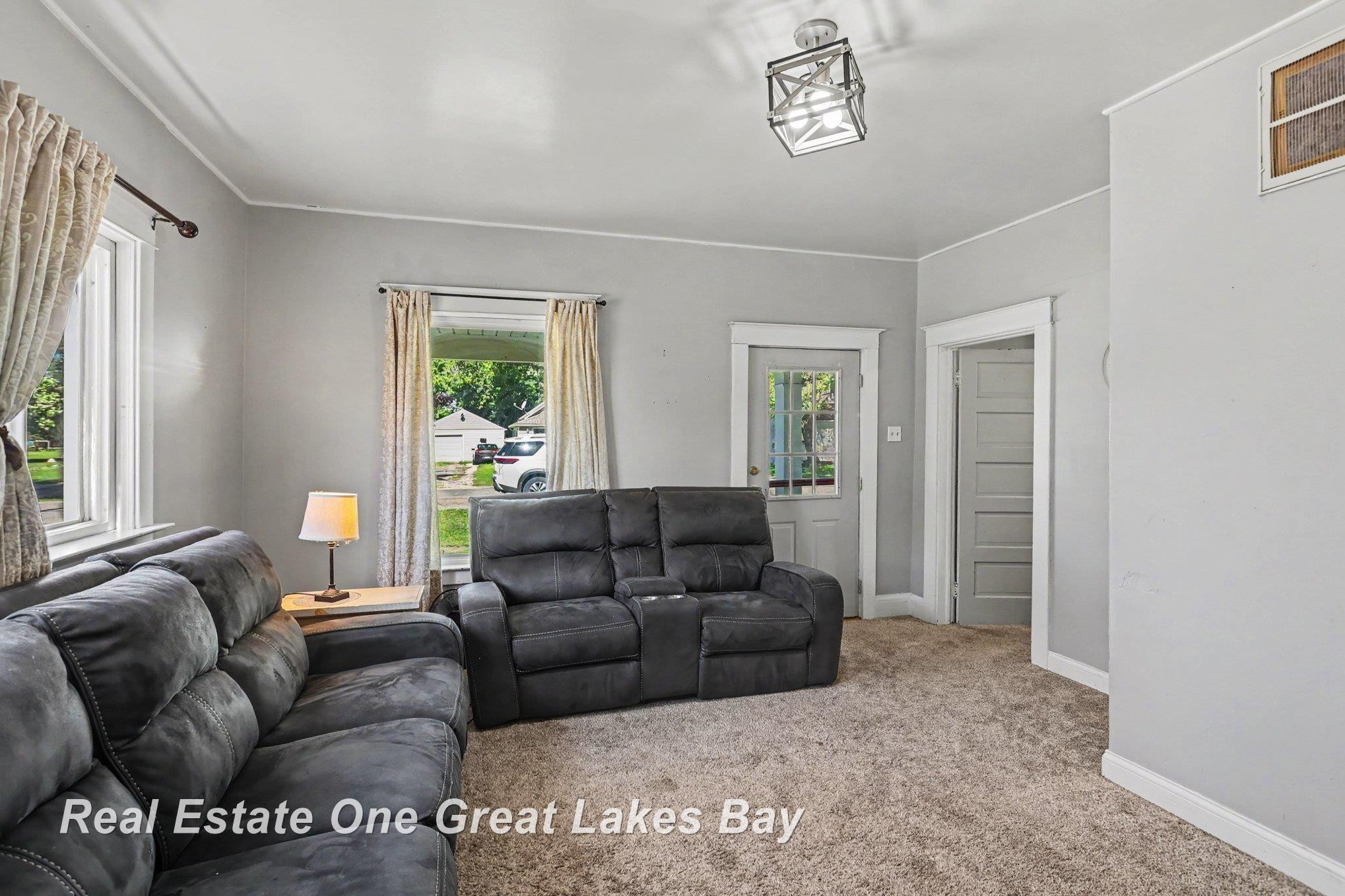 3236 Elm Street, Saginaw, MI 48604 — Photo 11