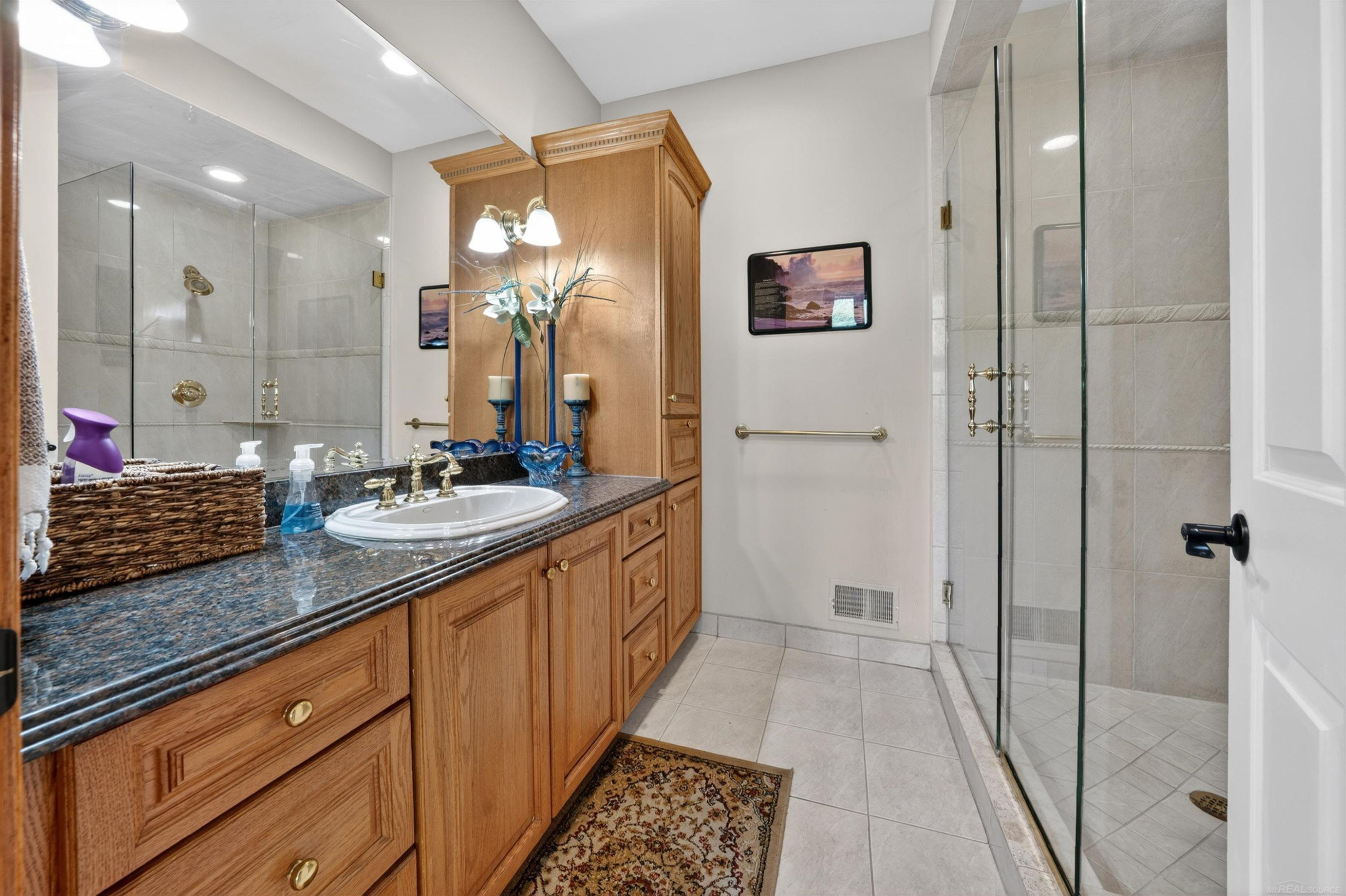 55733 Whitney Court, Shelby Twp, MI 48315 — Photo 24