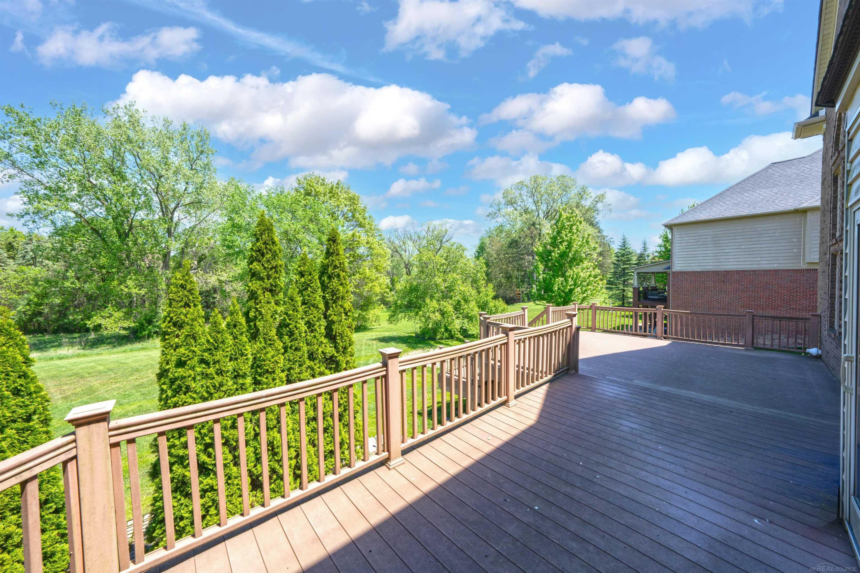 55733 Whitney Court, Shelby Twp, MI 48315 — Photo 77
