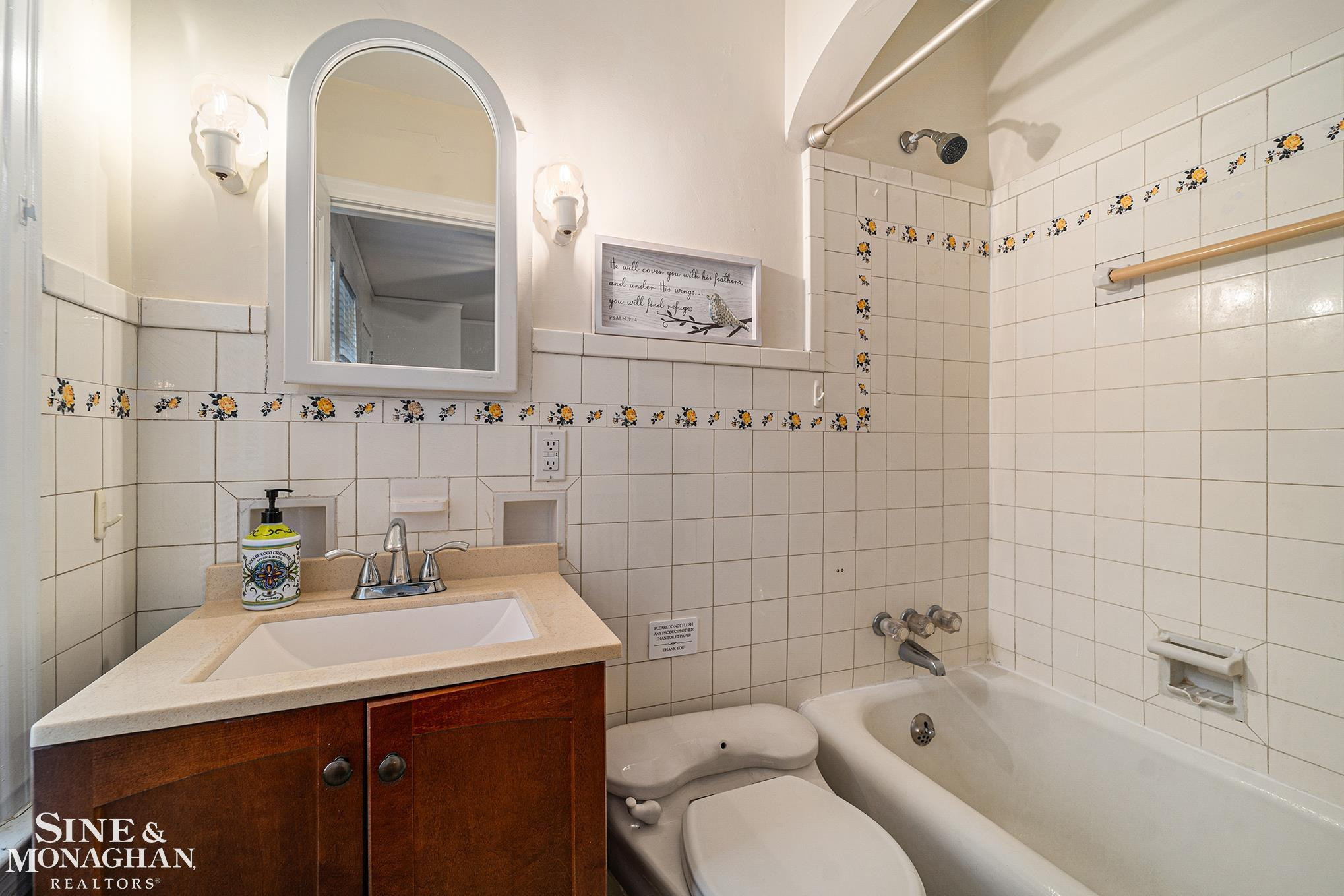 720 Trombley Road, Second Floor Unit, Grosse Pointe Park, MI 48230 — Photo 22