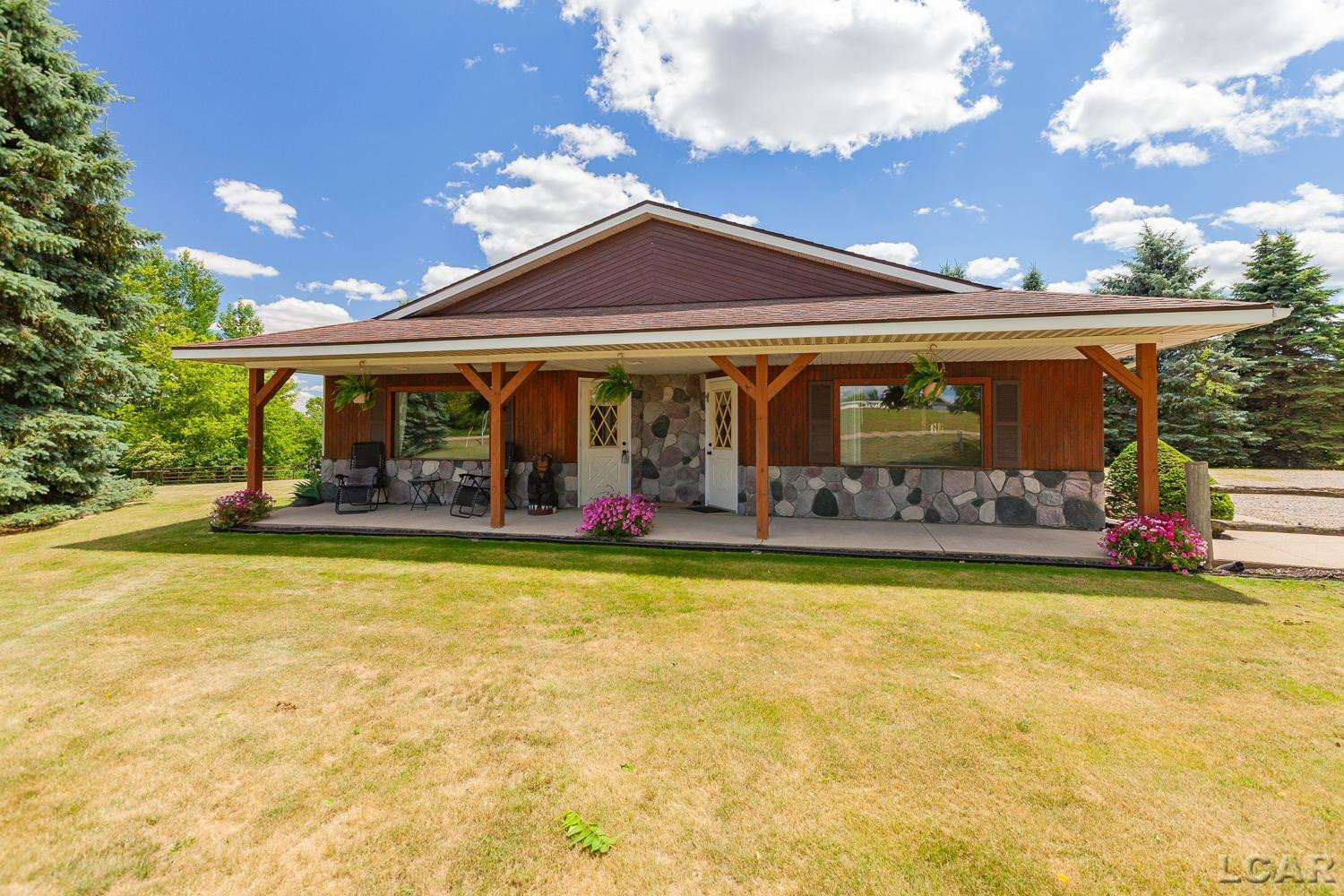 9845 W M-50 Highway, Onsted, MI 49265