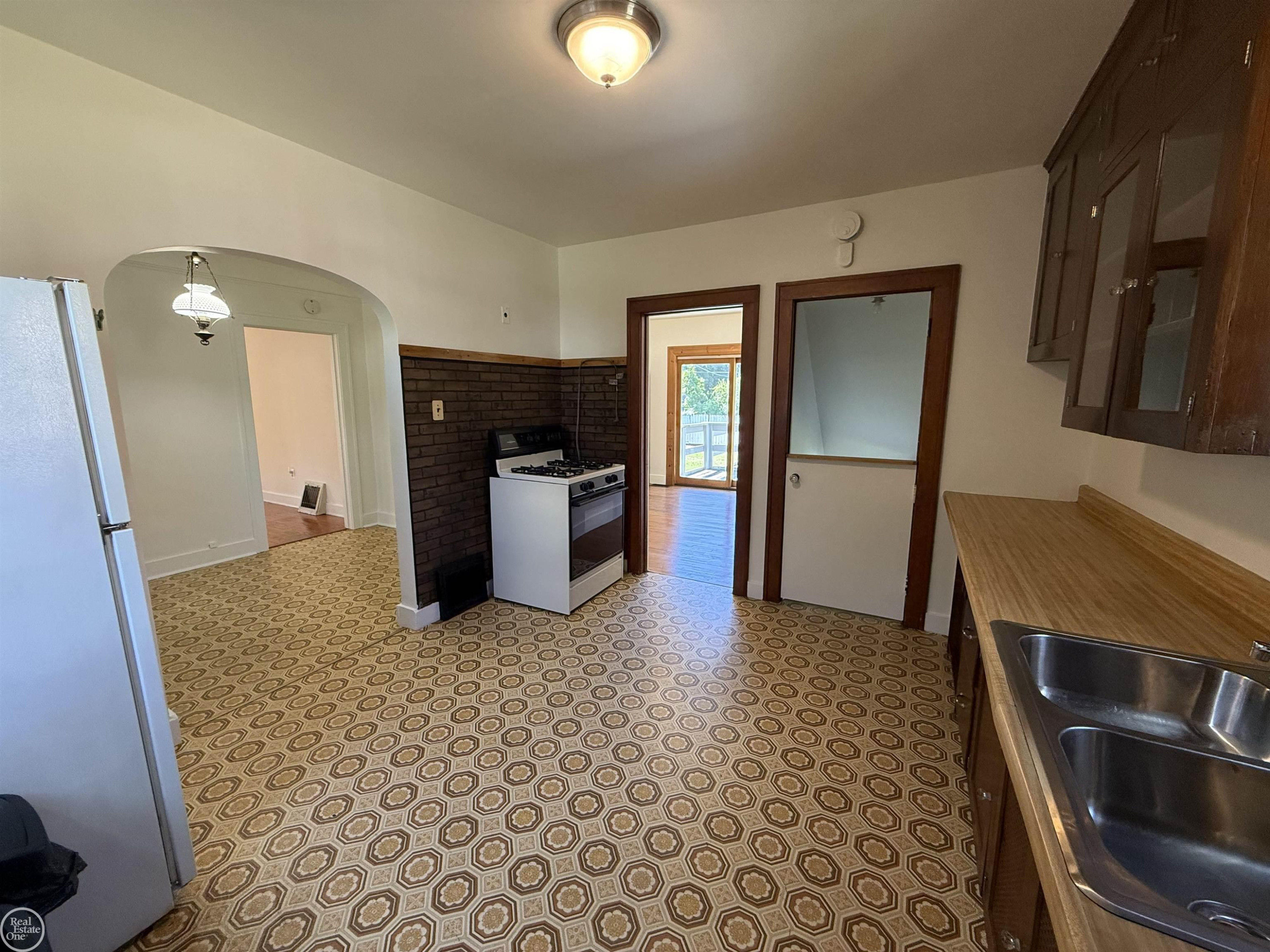 33 High Street, Mount Clemens, MI 48043 — Photo 4
