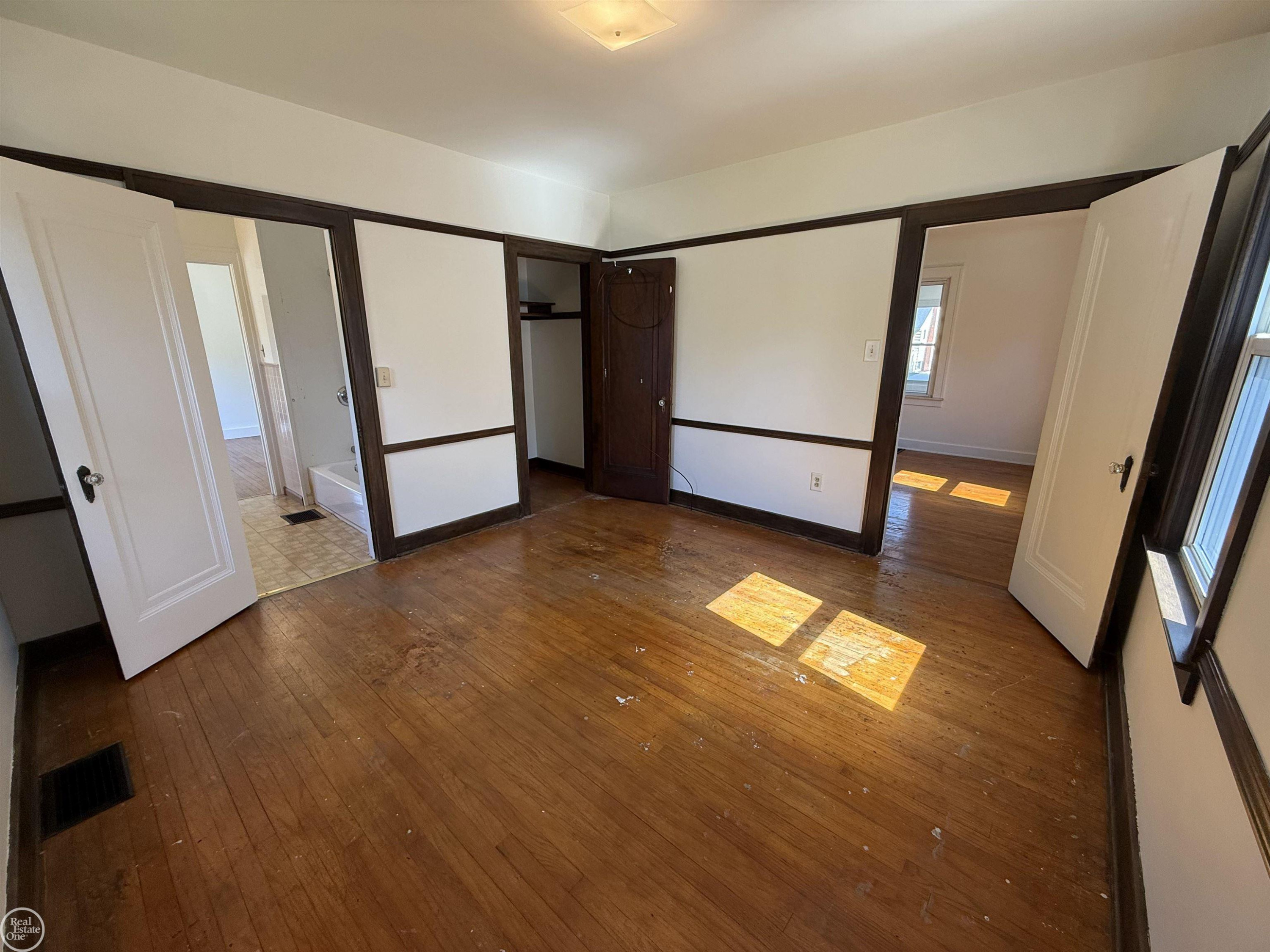 33 High Street, Mount Clemens, MI 48043 — Photo 14