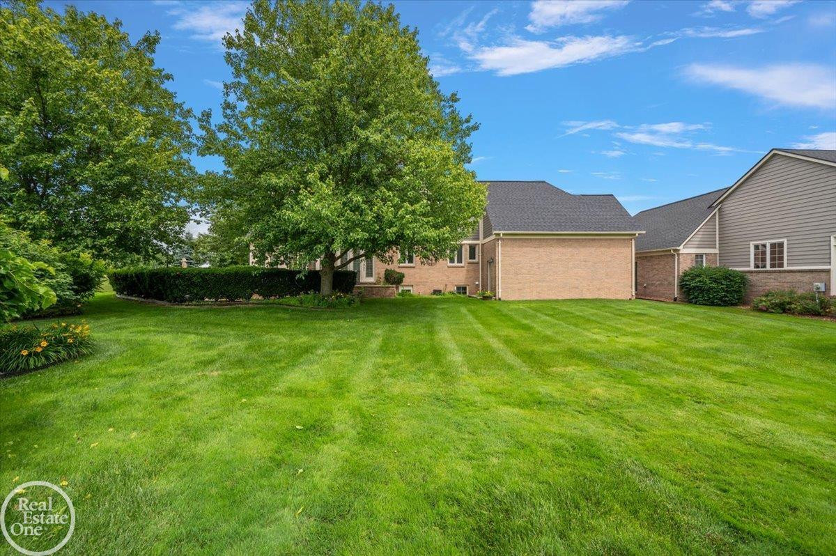 59807 Glacier Ridge N. Drive, Unit #59, MI — Photo 11