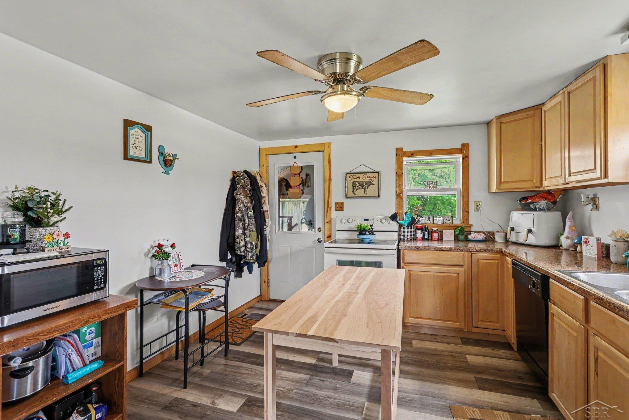 530 Crump Street, Linwood, MI 48634 — Photo 11