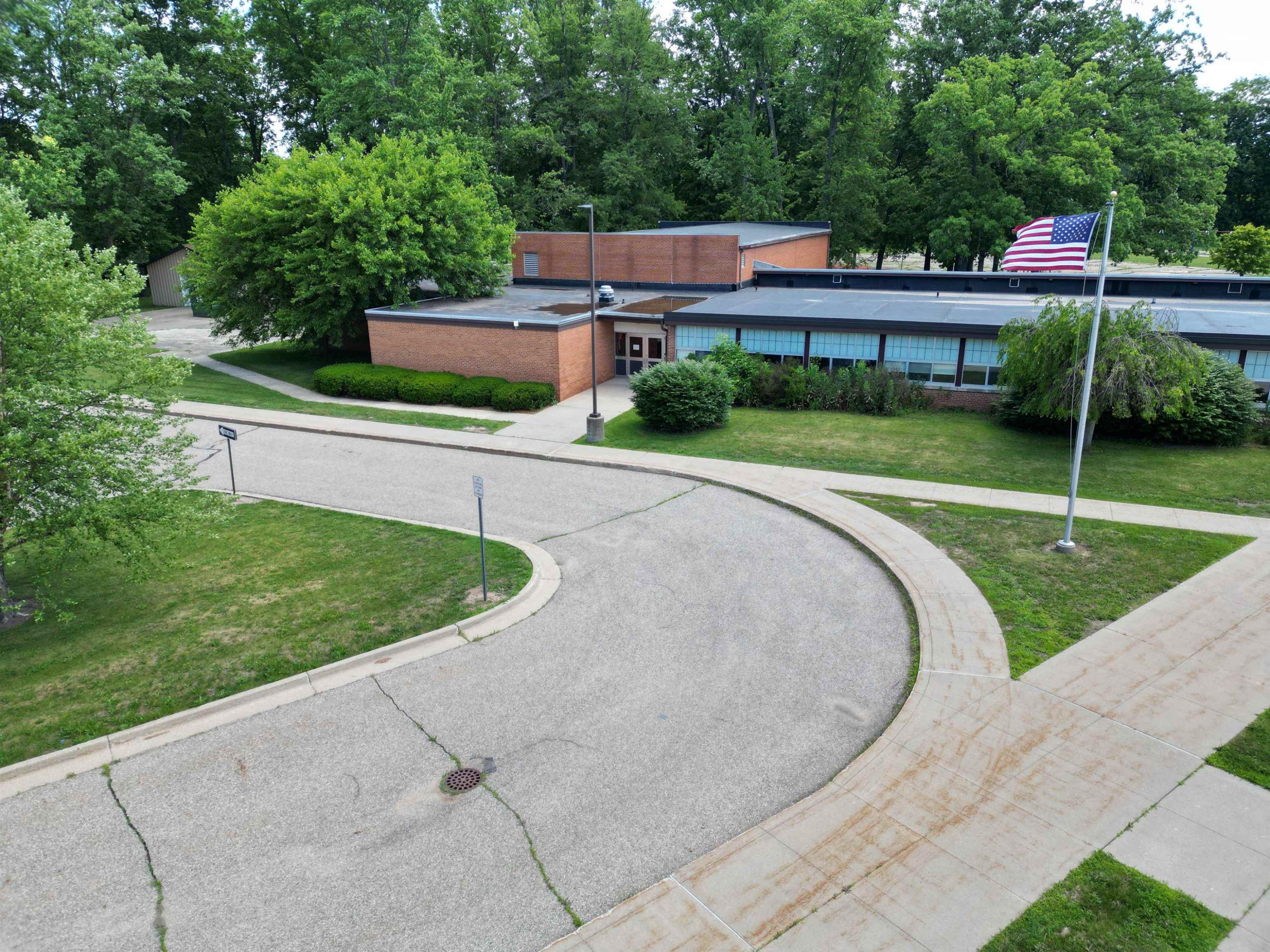 11218 N Linden Road, Clio, MI 48420