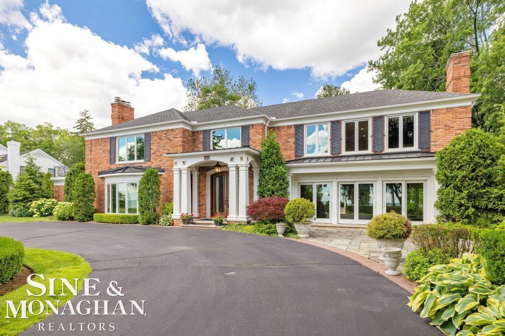 529 Lake Shore Road, Grosse Pointe Shores, MI 48236 — Photo 2