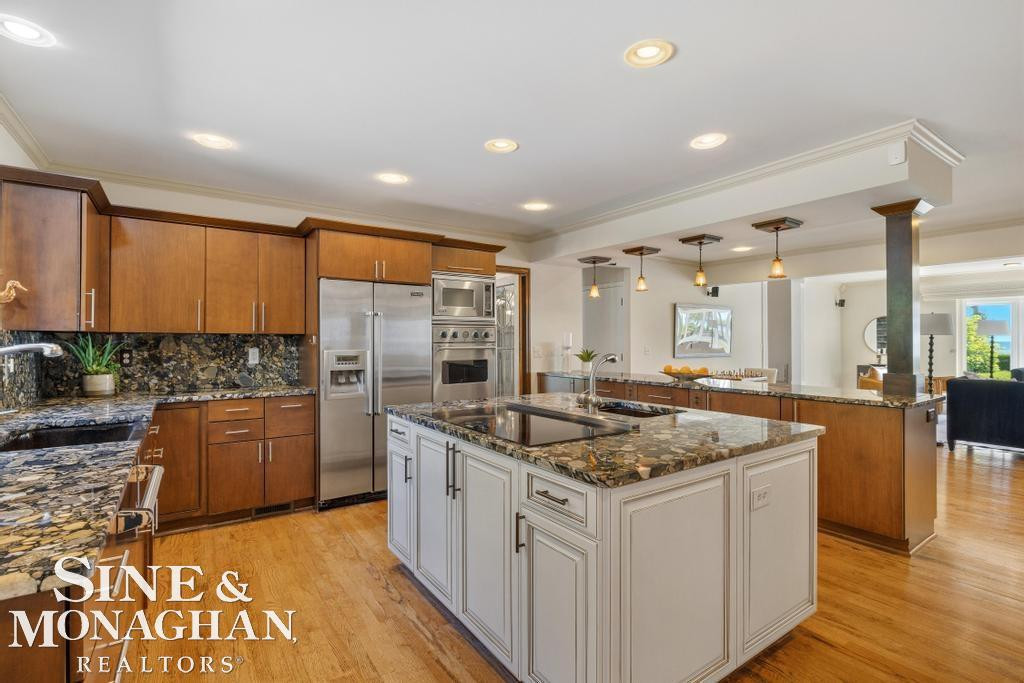 529 Lake Shore Road, Grosse Pointe Shores, MI 48236 — Photo 24