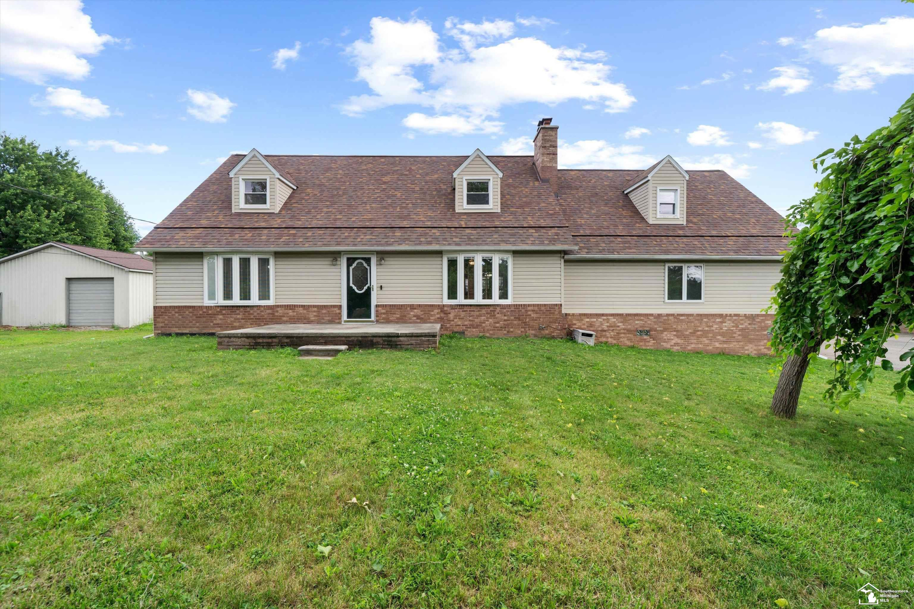 24677 WALTZ Road, New Boston, MI 48164 — Photo 3