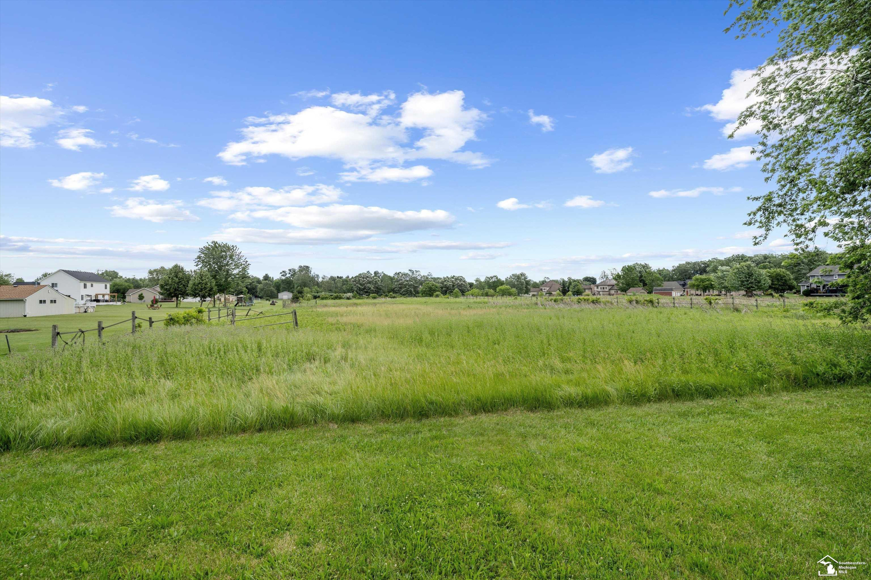 24677 WALTZ Road, New Boston, MI 48164 — Photo 67
