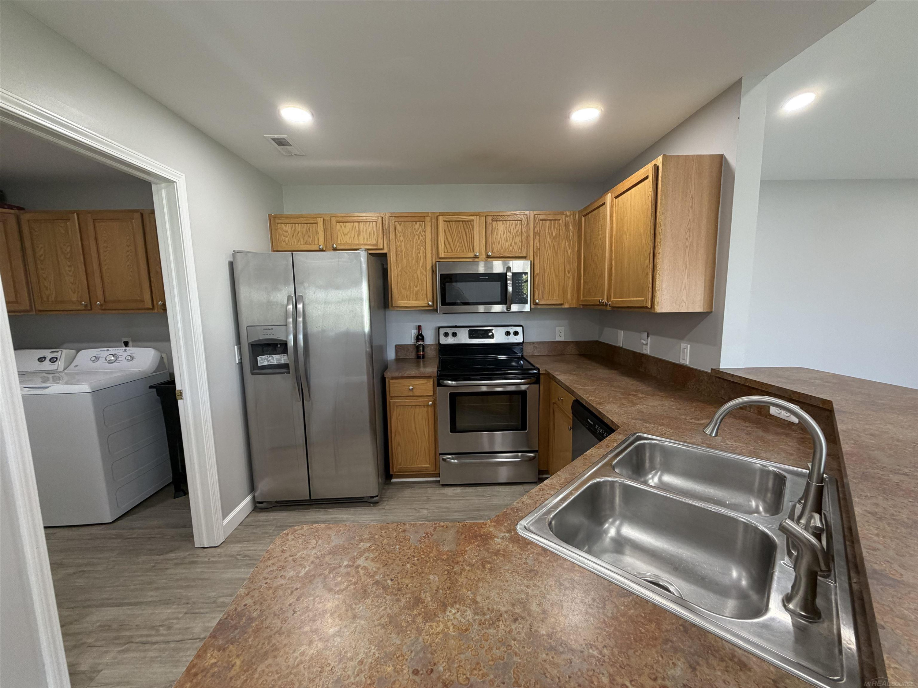 51768 Adler Park Drive, Chesterfield, MI — Photo 16