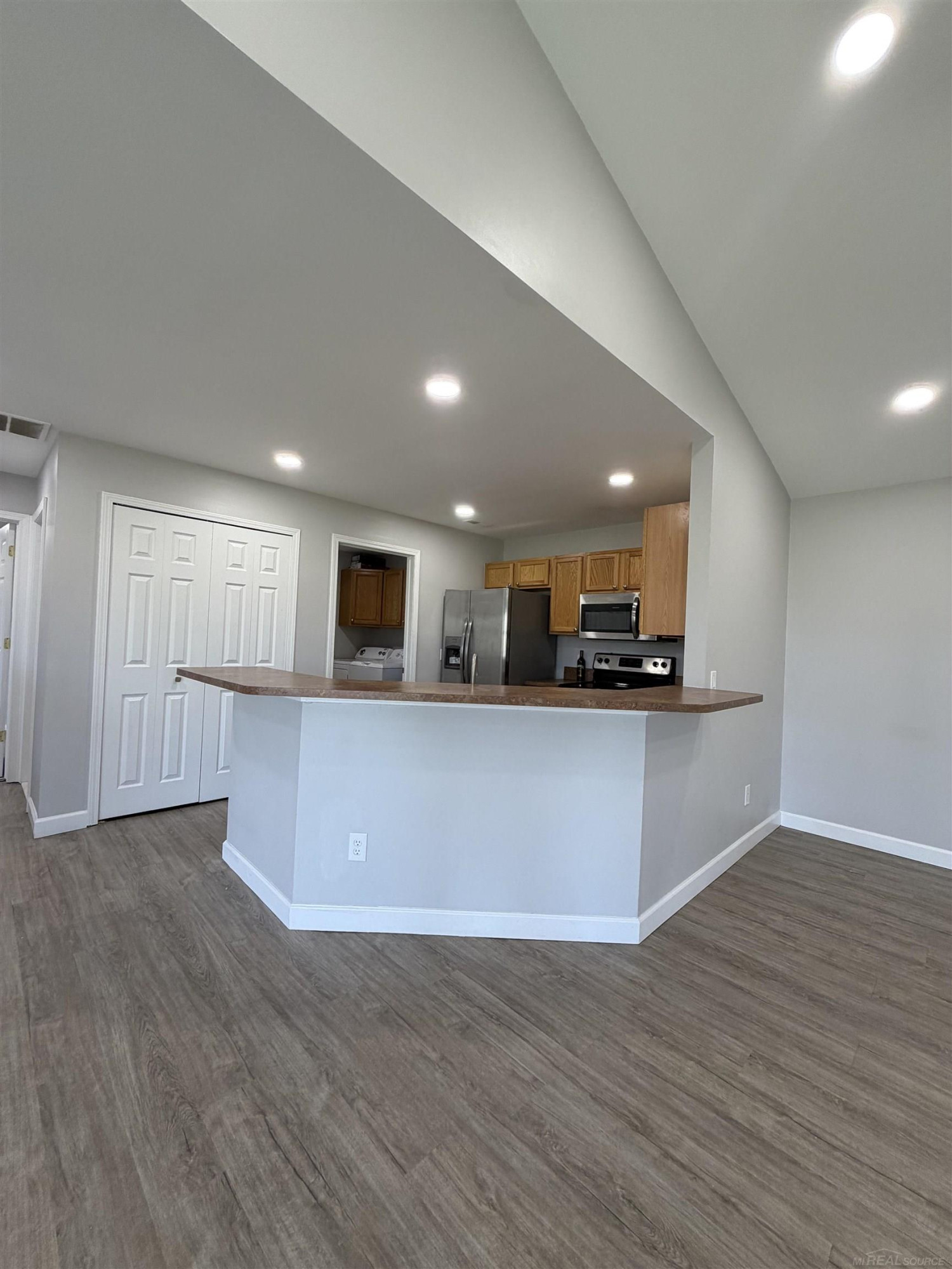 51768 Adler Park Drive, Chesterfield, MI — Photo 38