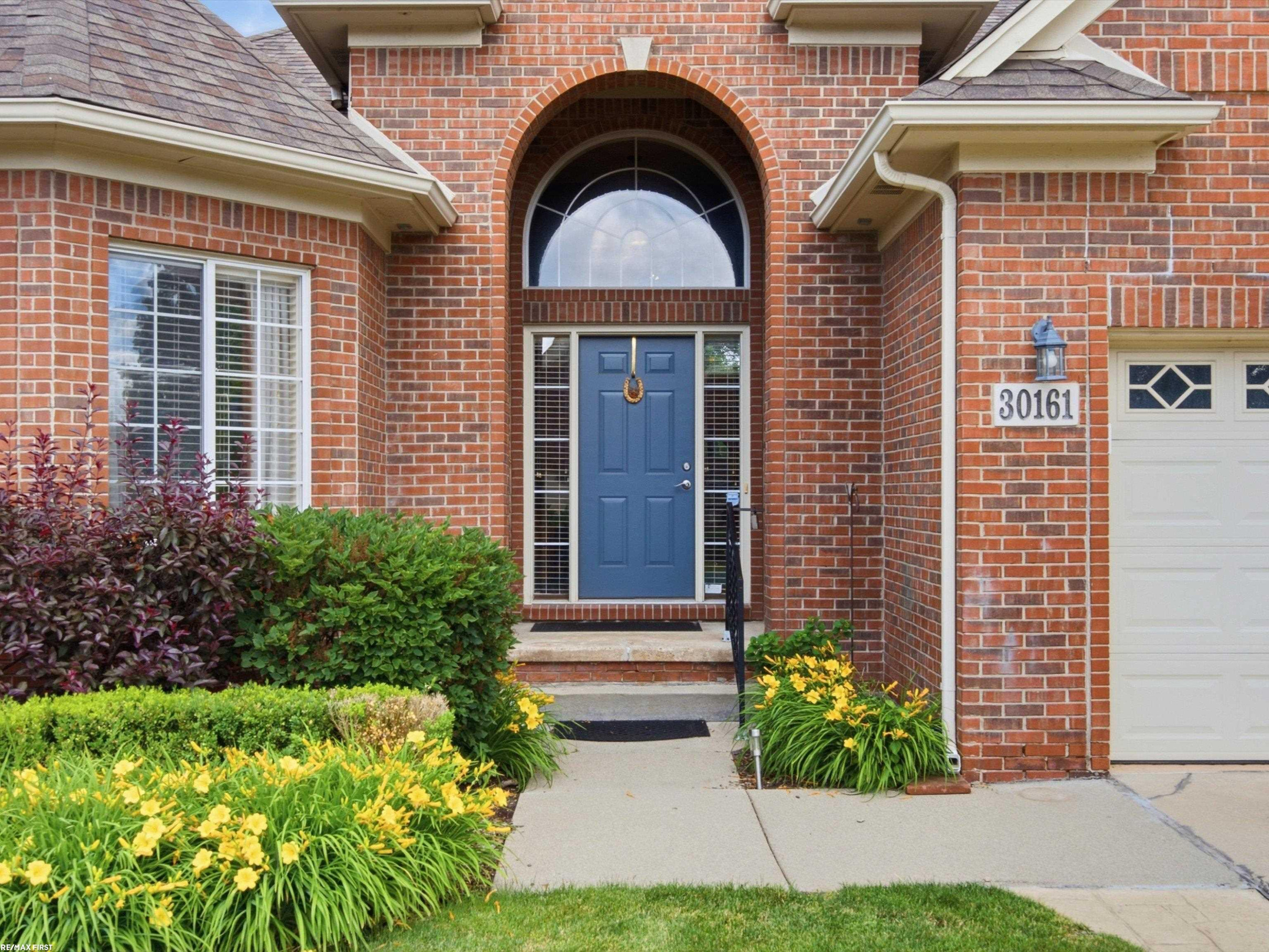 30161 Trailwood Drive, Warren, MI 48092 — Photo 6