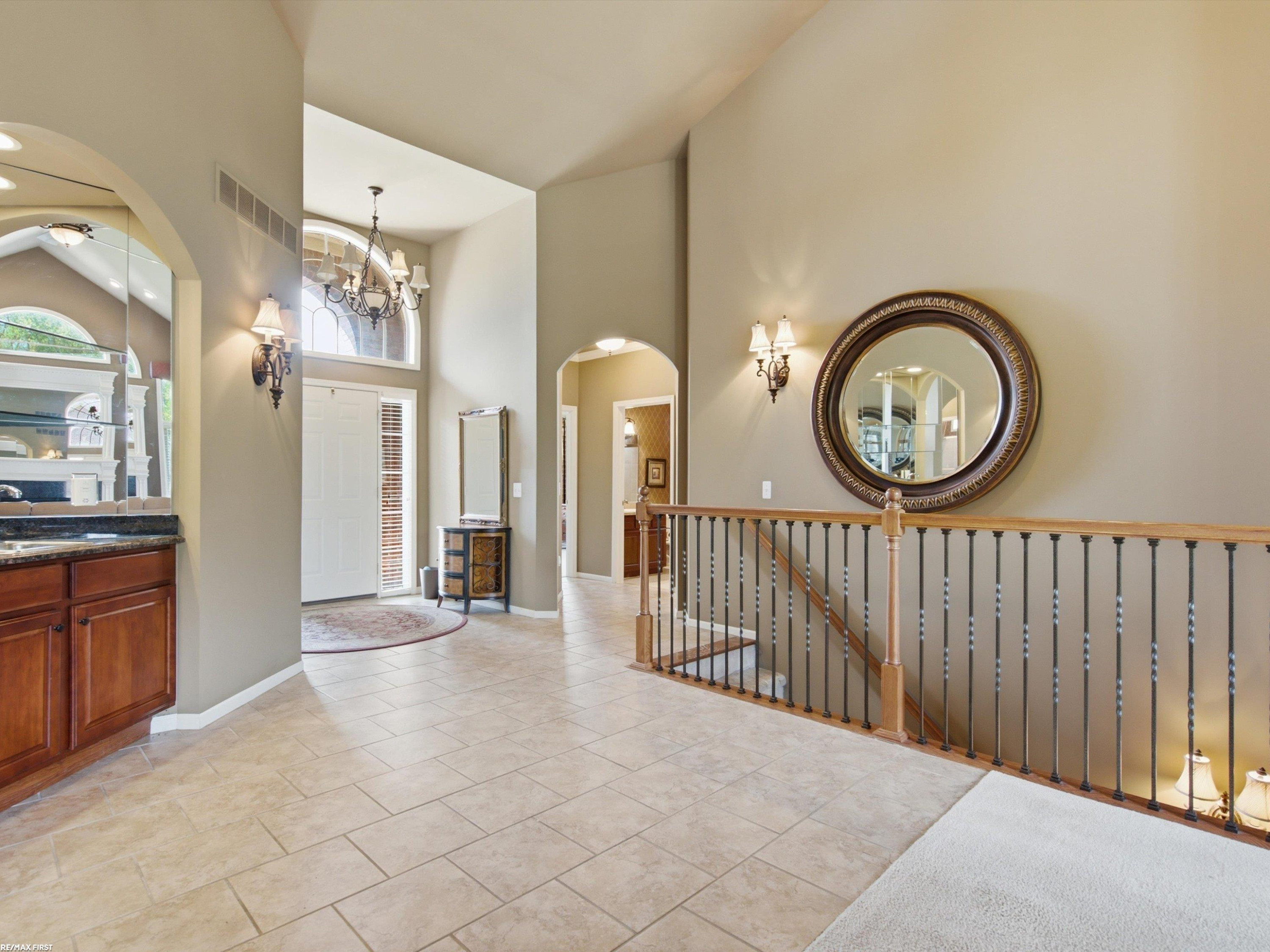 30161 Trailwood Drive, Warren, MI 48092 — Photo 9