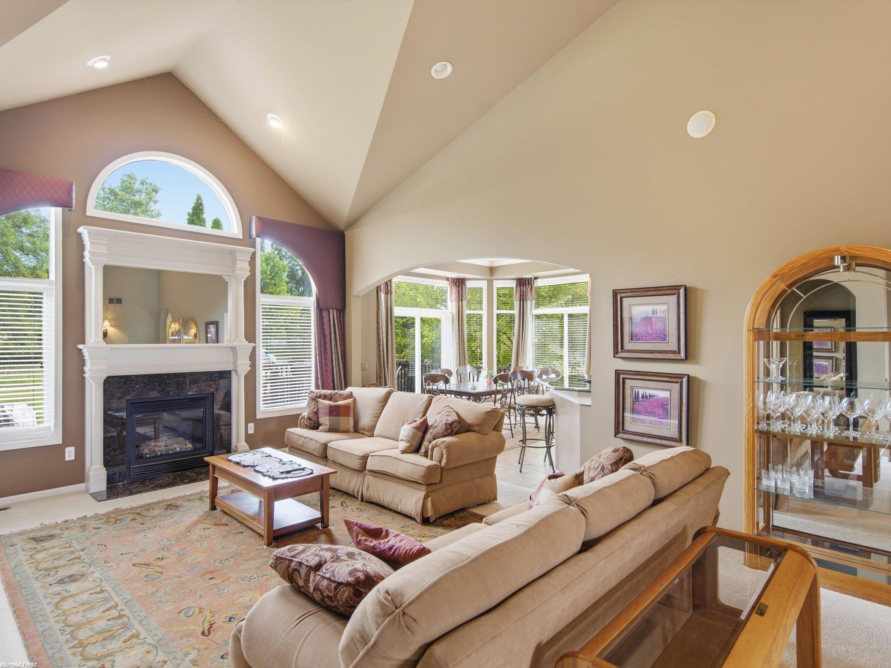 30161 Trailwood Drive, Warren, MI 48092 — Photo 11
