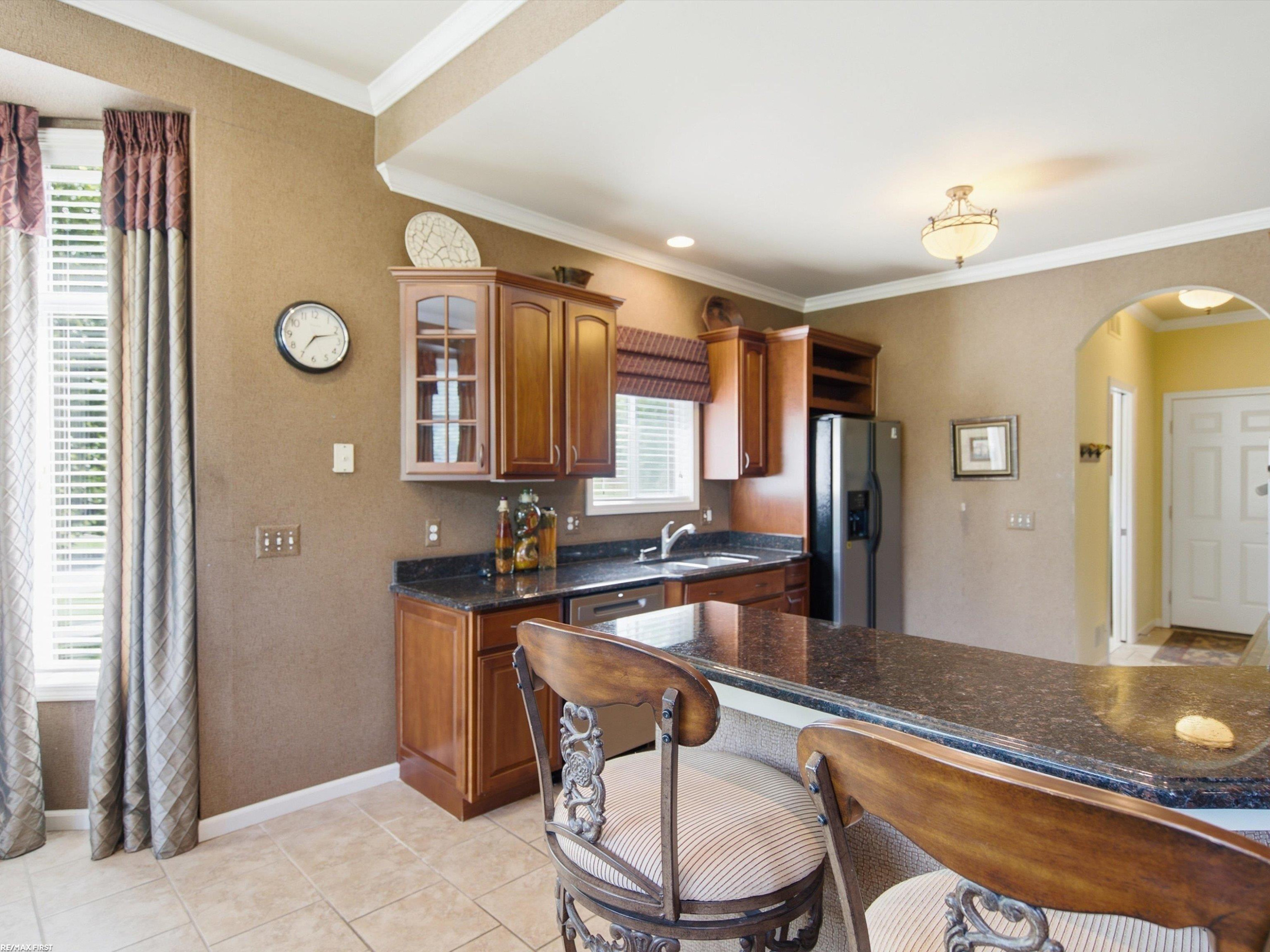 30161 Trailwood Drive, Warren, MI 48092 — Photo 18