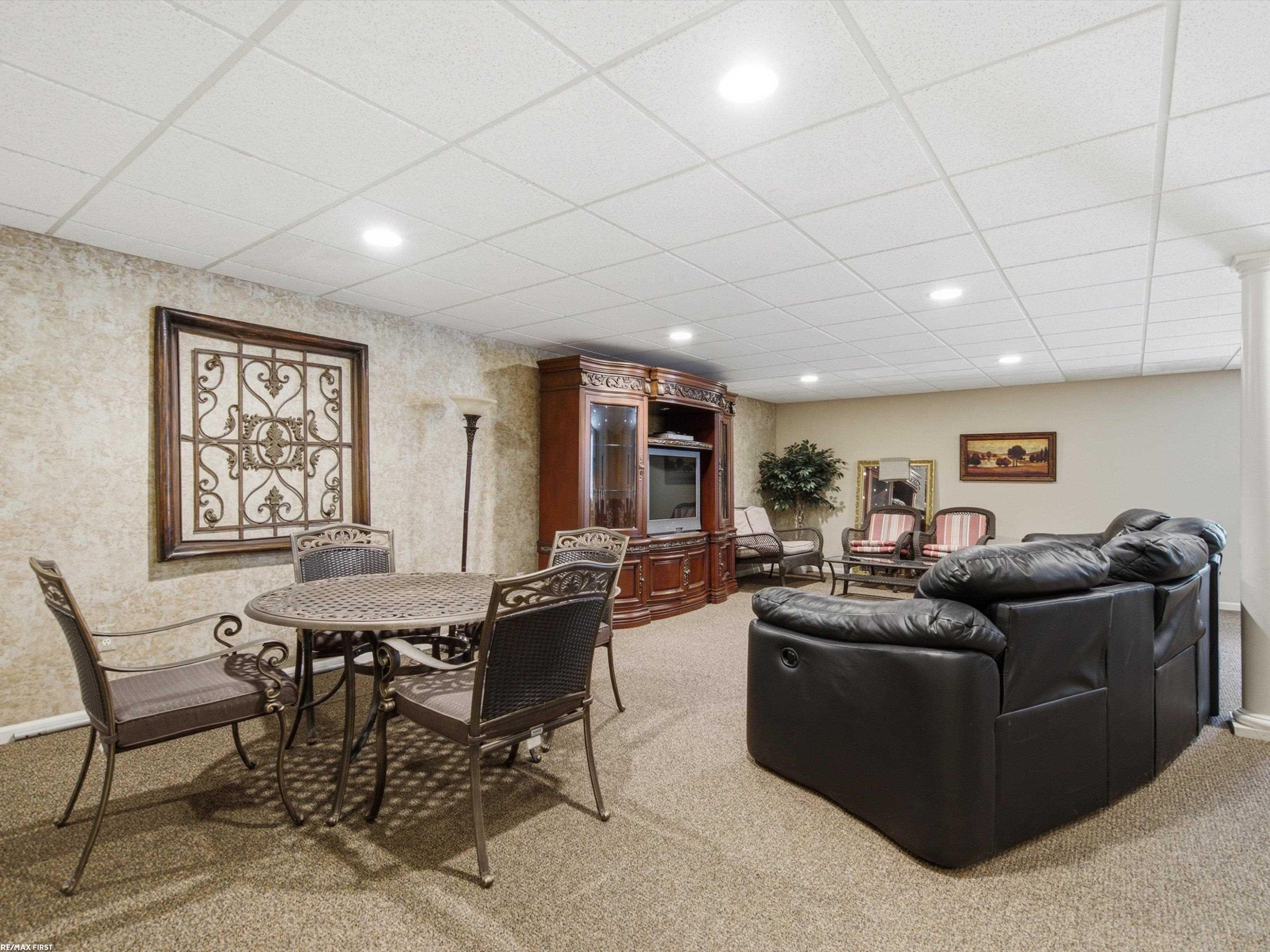 30161 Trailwood Drive, Warren, MI 48092 — Photo 37