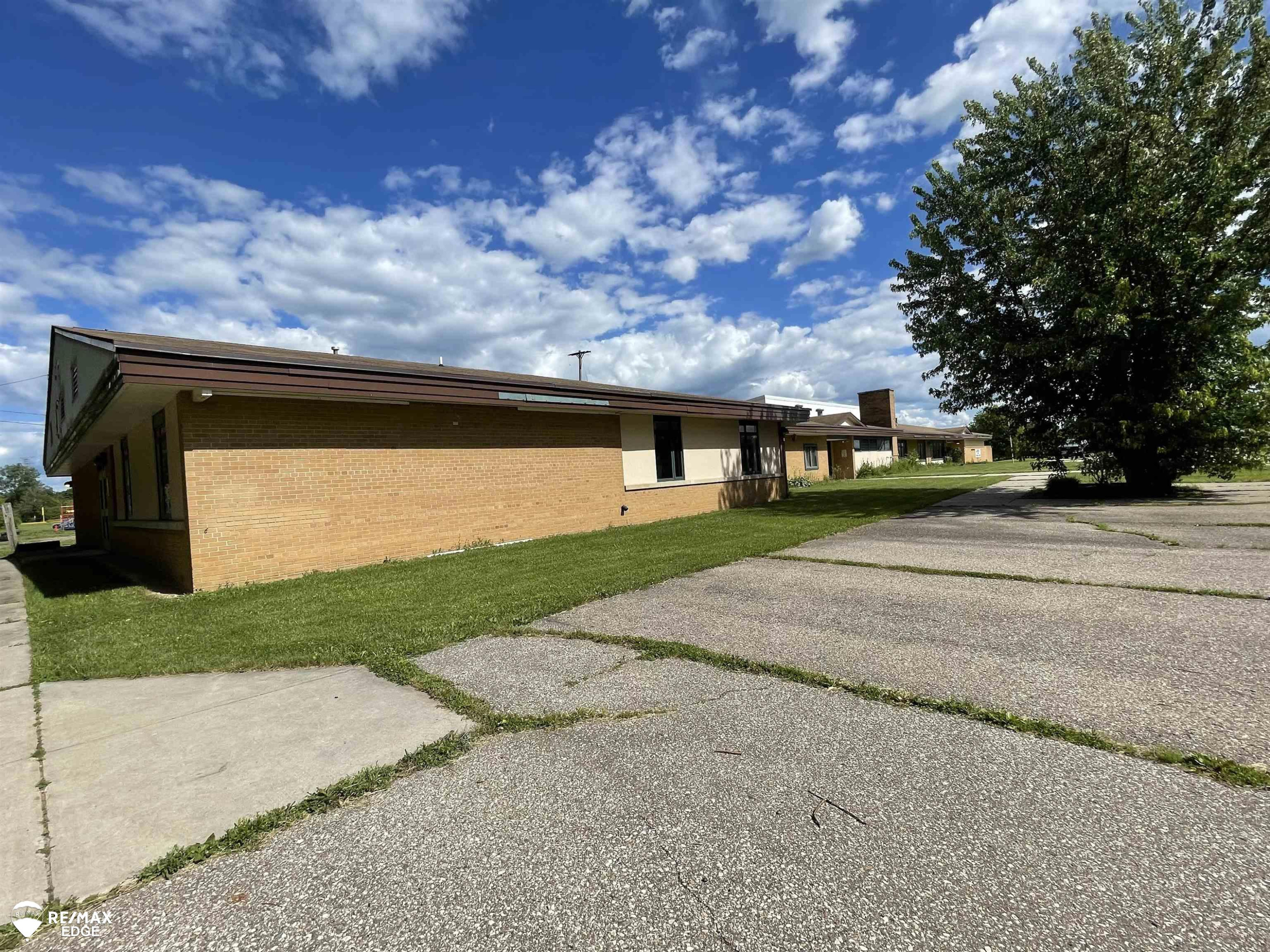 8254 N Gale Road, Mt. Morris, Otisville, MI 48463 — Photo 46