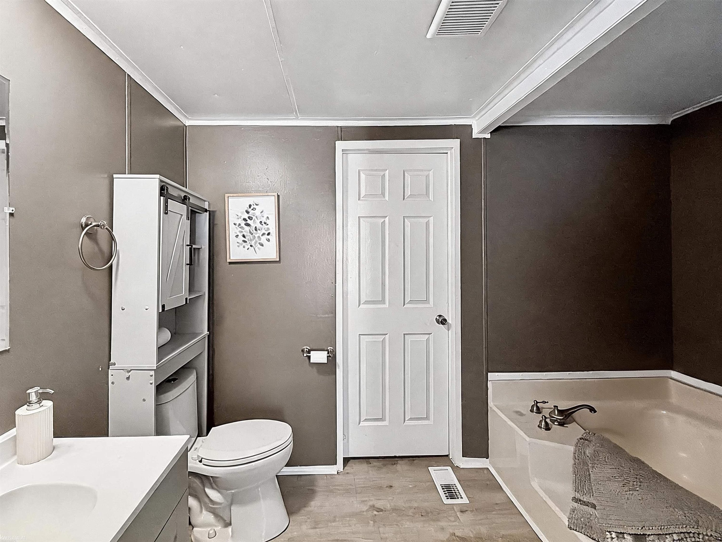 43060 Frontenac Avenue, Sterling Heights, MI 48314 — Photo 9