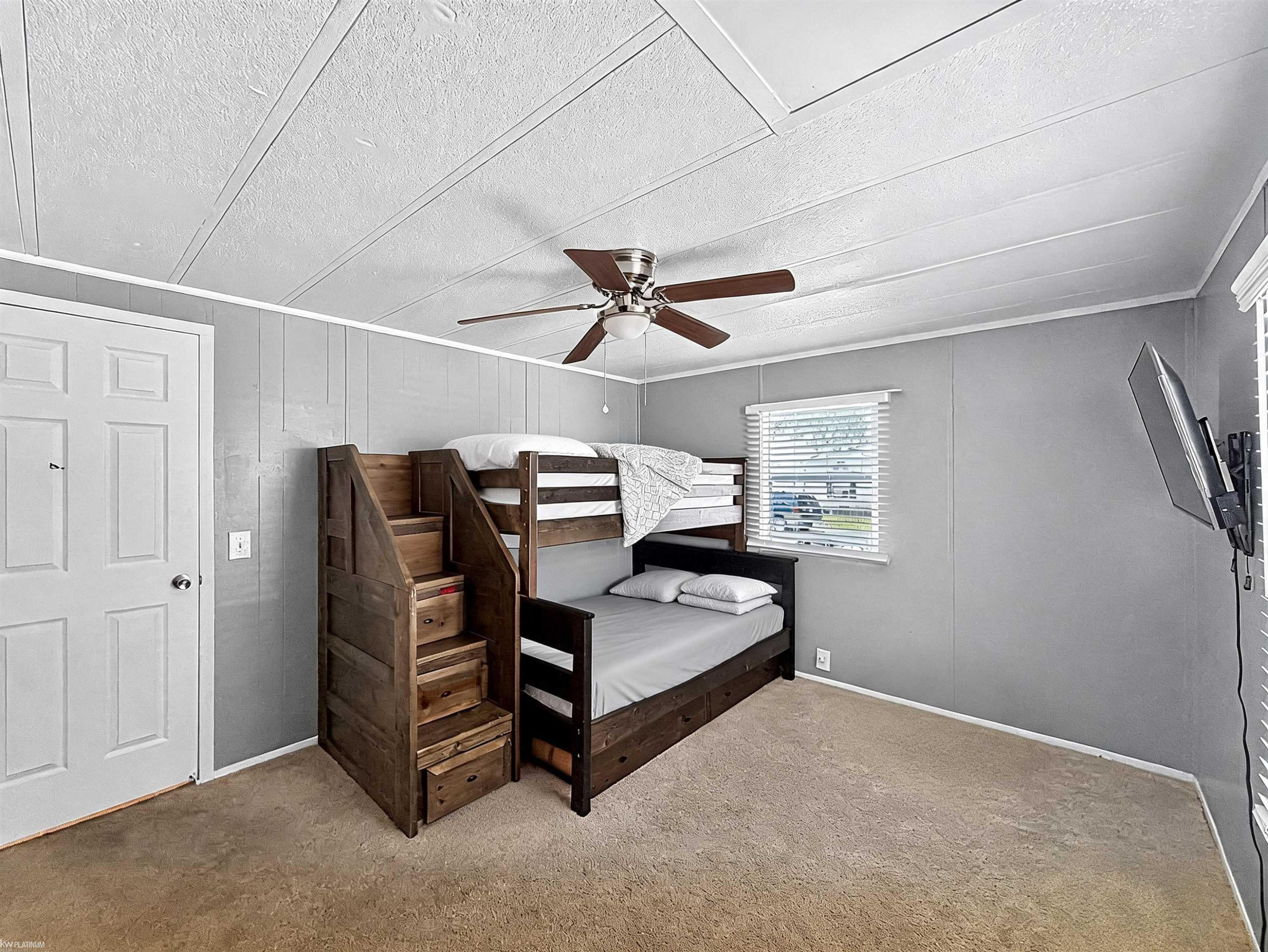 43060 Frontenac Avenue, Sterling Heights, MI 48314 — Photo 10
