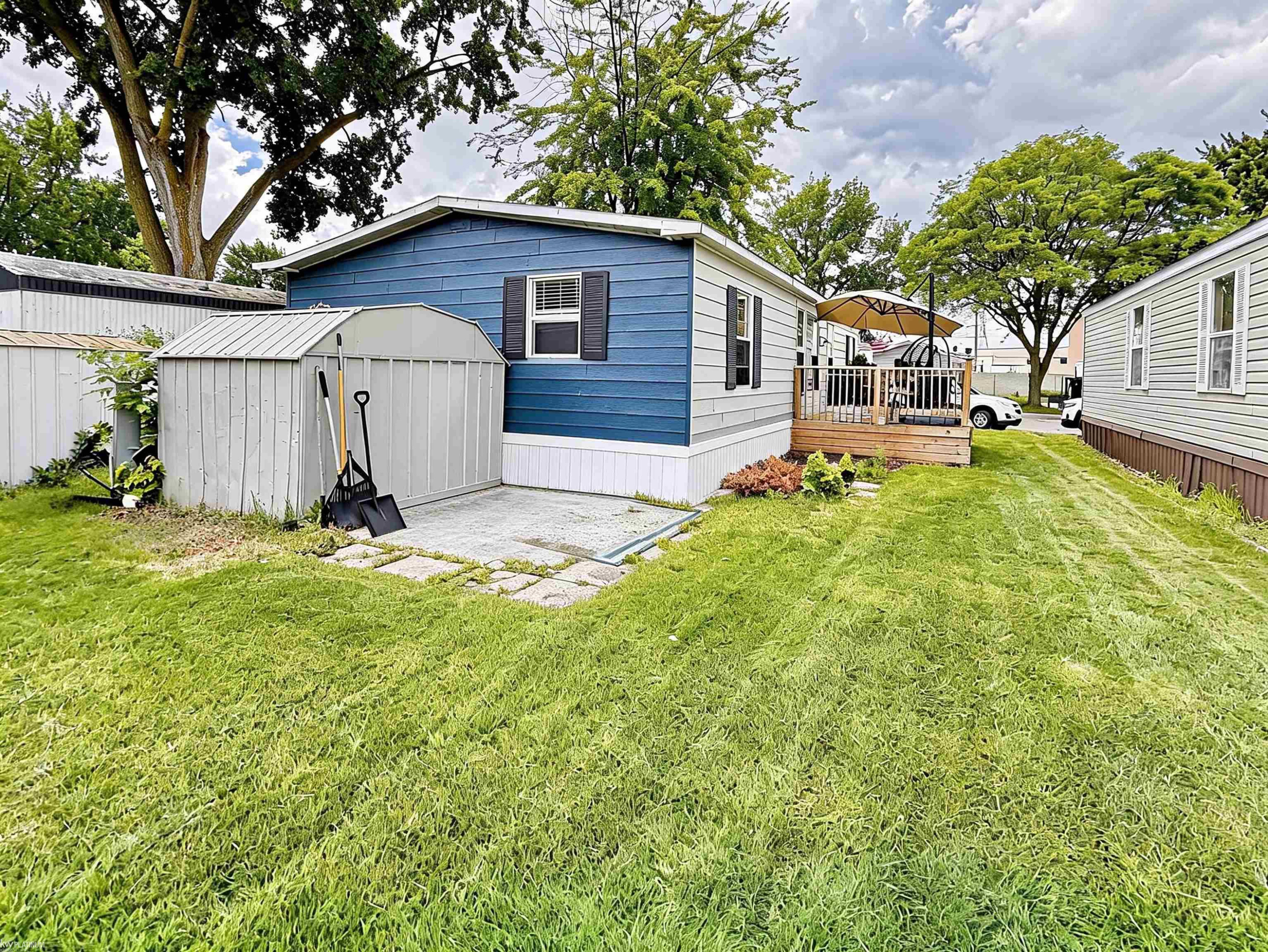 43060 Frontenac Avenue, Sterling Heights, MI 48314 — Photo 15