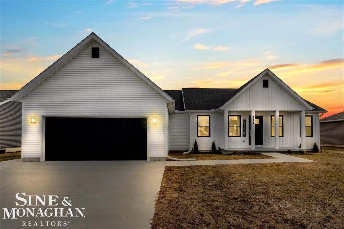 233 Oregon Avenue, Marysville, MI 48040 — Photo 2
