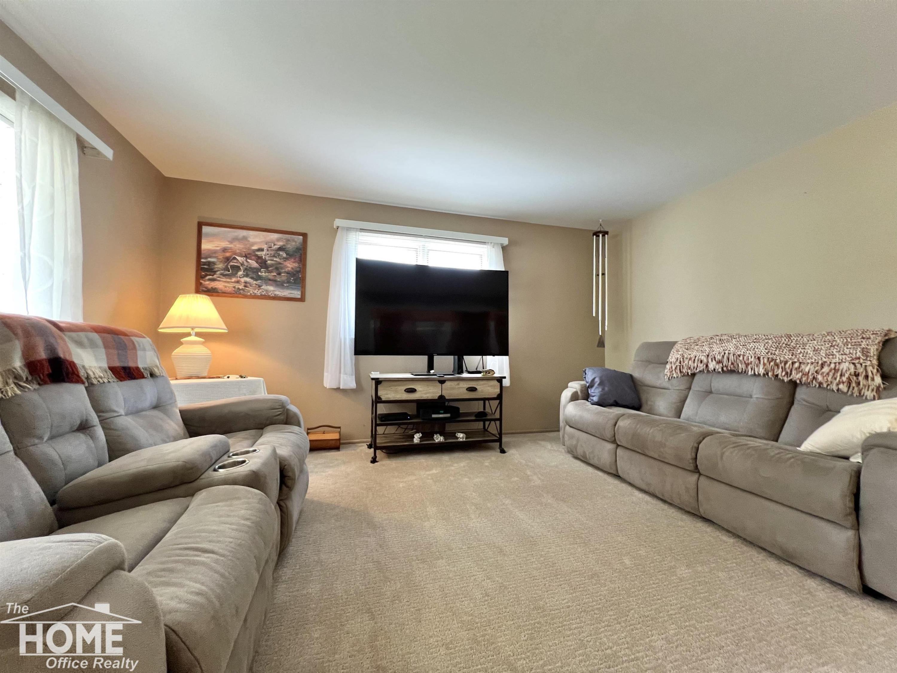 809 Moore Street, Owosso, MI 48867 — Photo 4